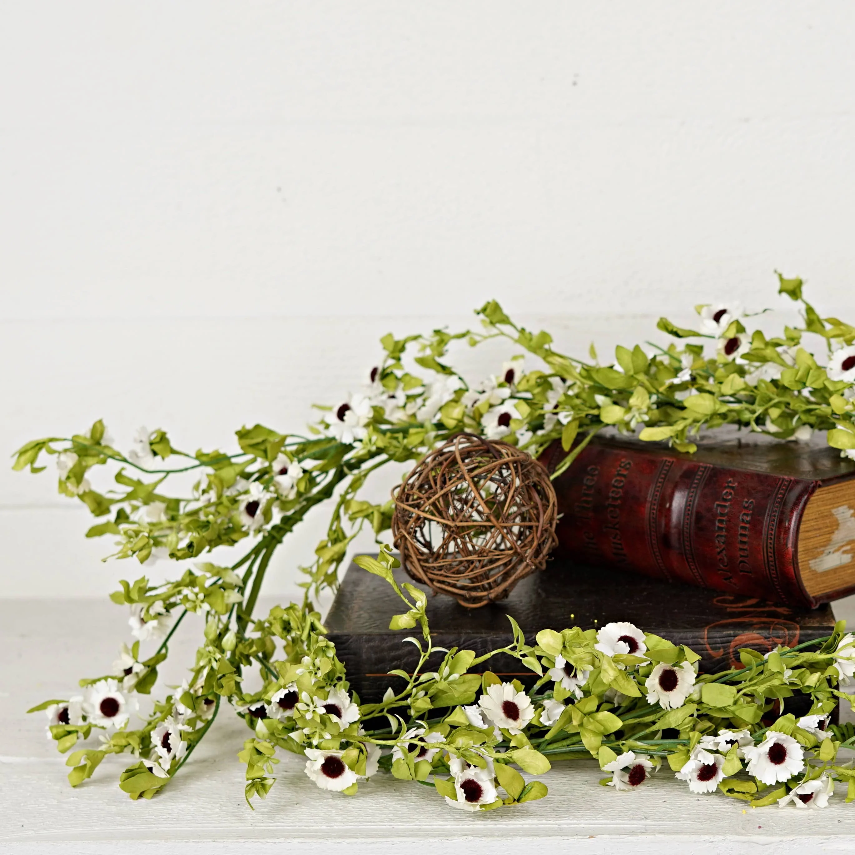 Cream Mountain Daisy Blossoms-5ft Garland-Spring Flo - Image 6