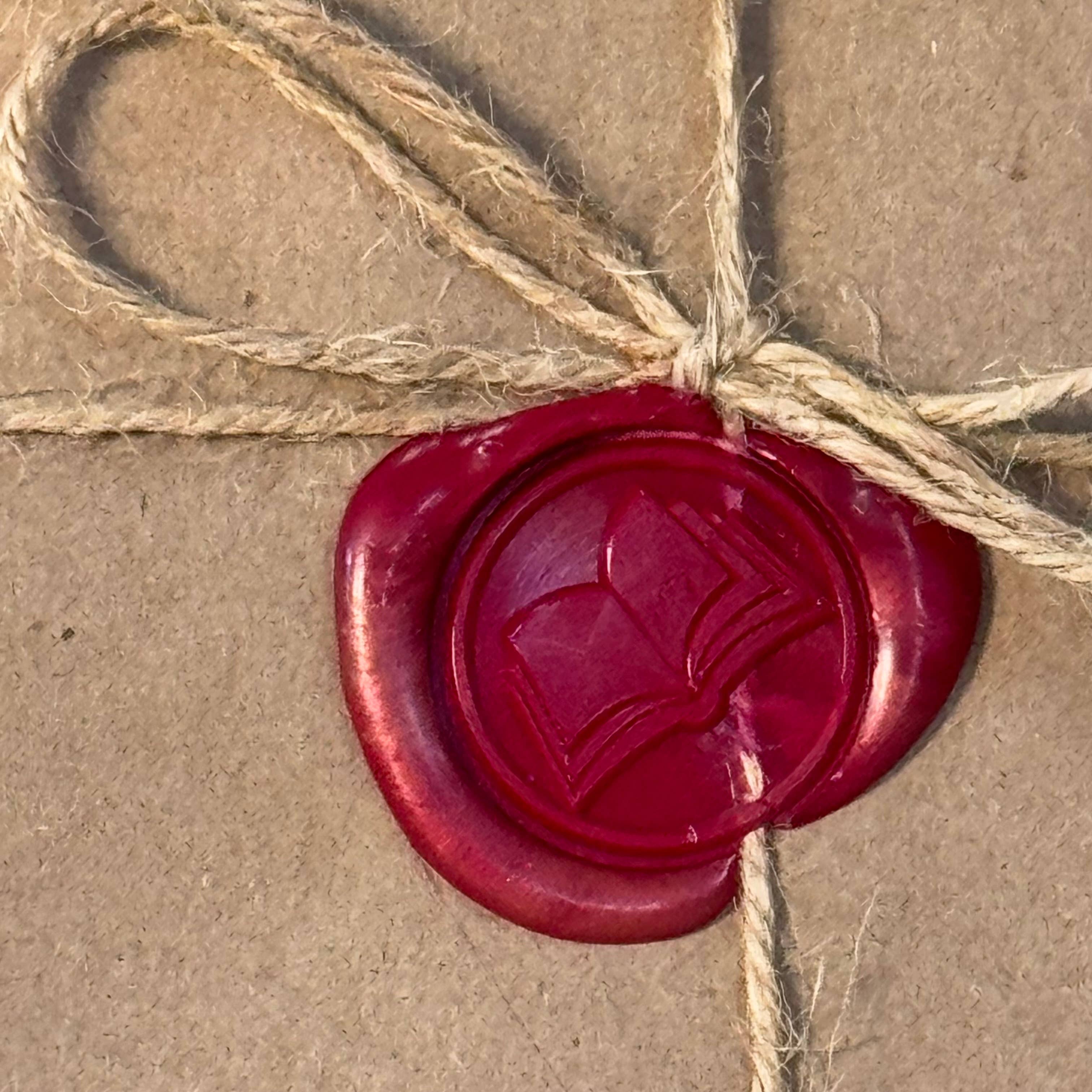 Blind Date With a Book - HALF MYSTERY HALF ROMANCE - Image 3