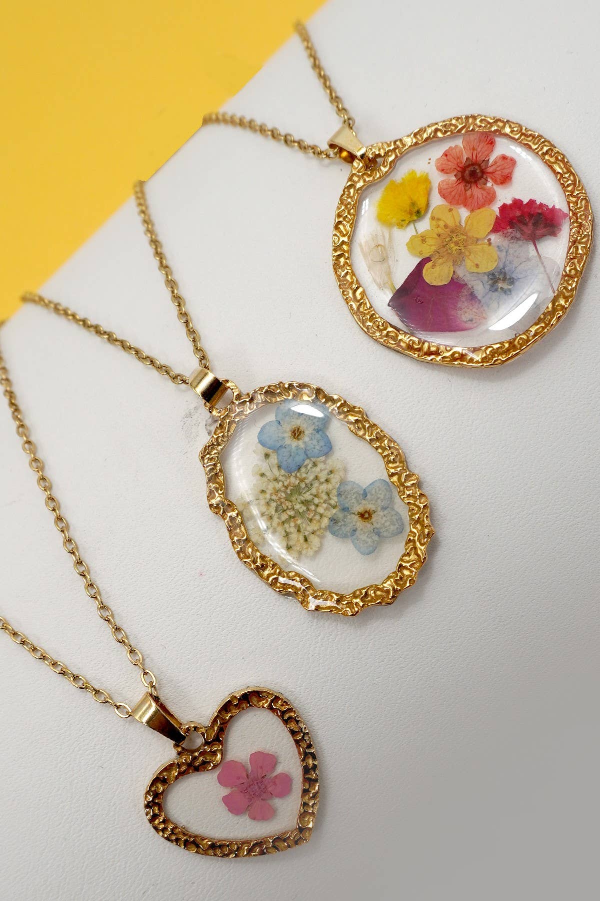 18K STAINLESS STEEL TARNISH FREE FLOWER NECKLACE | 40NK9526 - Image 6