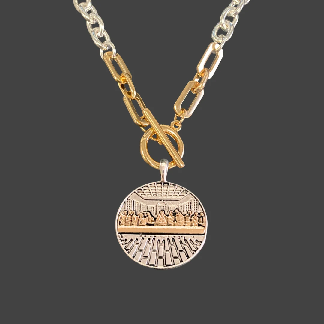 Last supper medallion necklace (assorted/sold separately)