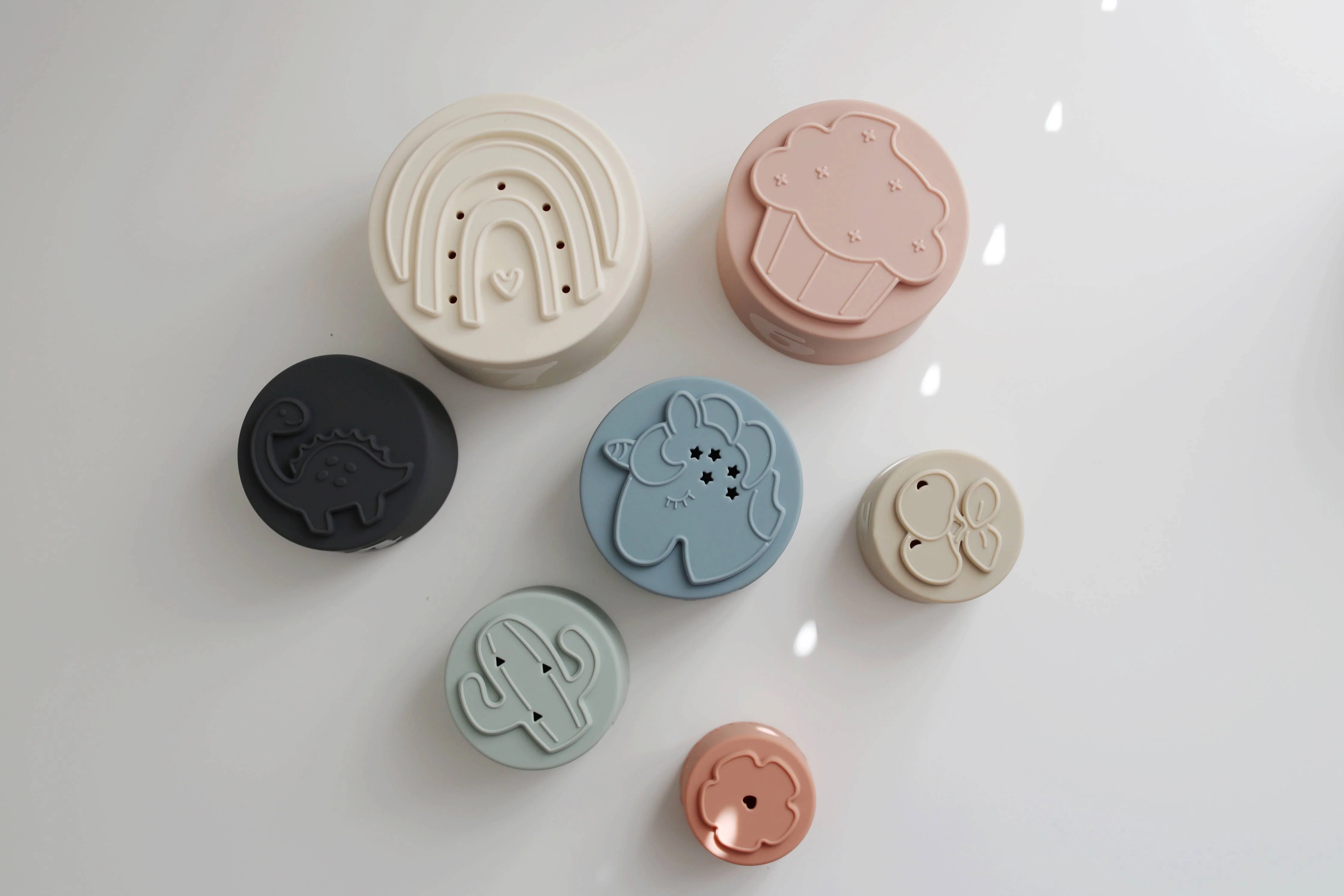 Classic Silicone Stacking Nesting Cups - Image 15