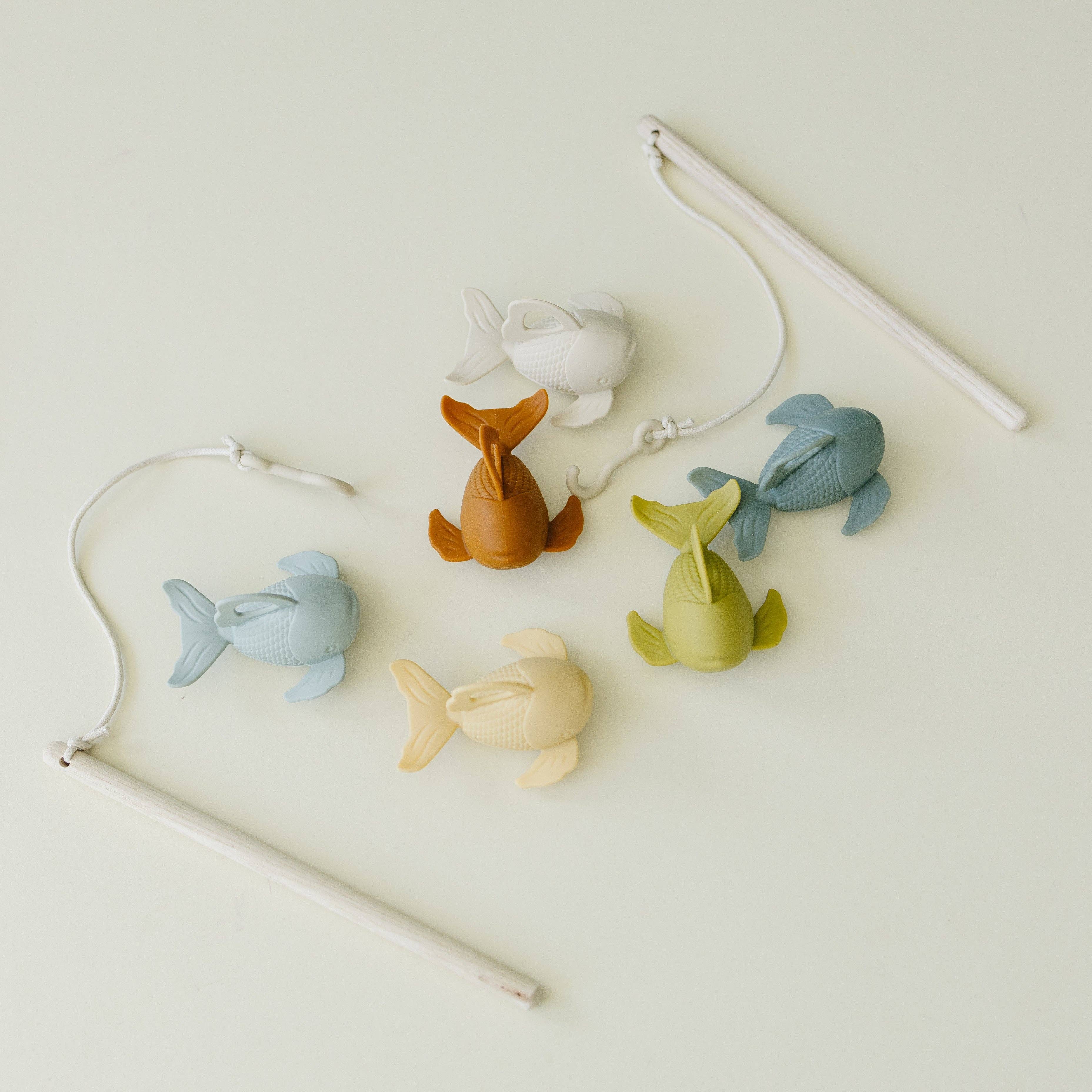 Silicone and Wood Fishing Play Set - Image 4