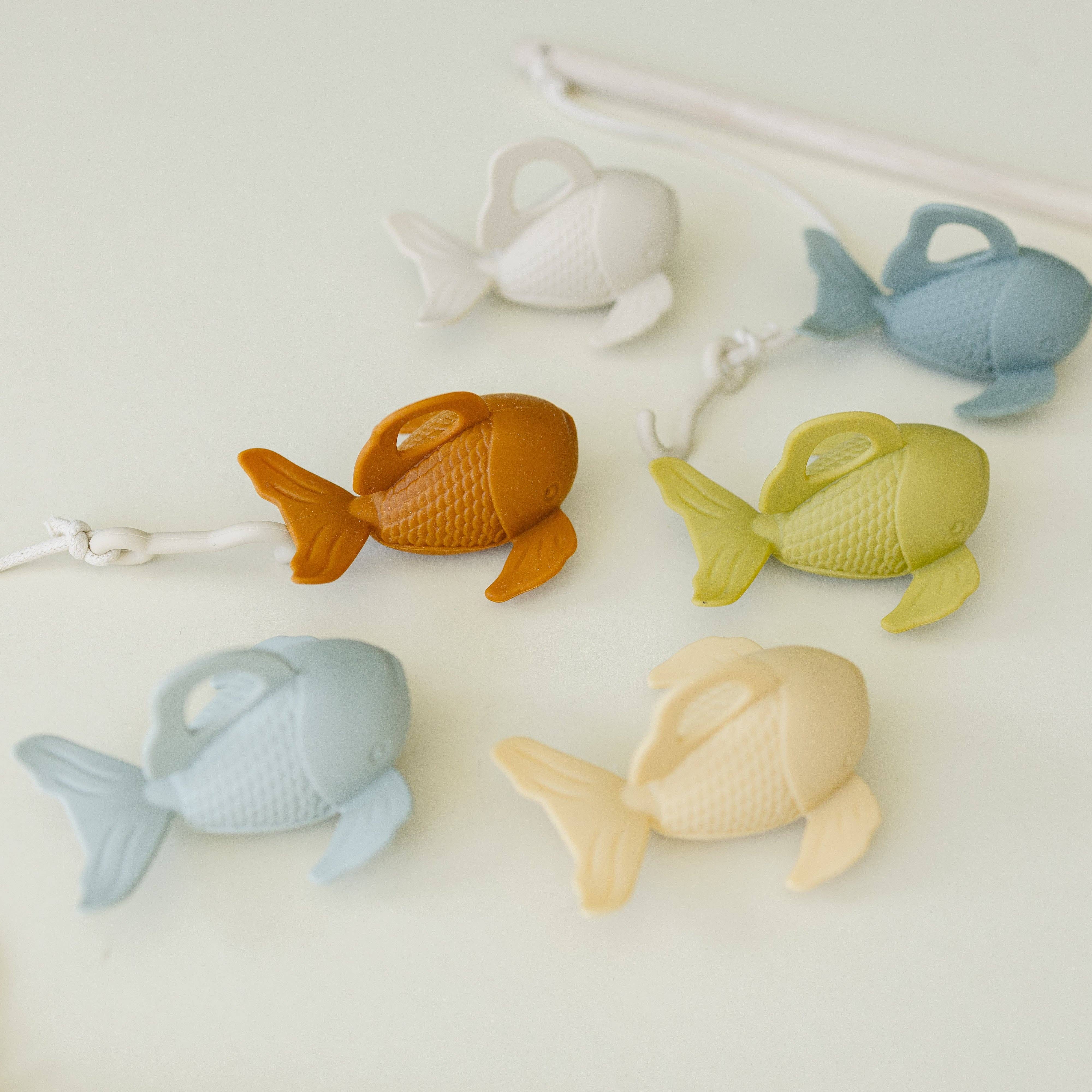 Silicone and Wood Fishing Play Set - Image 8