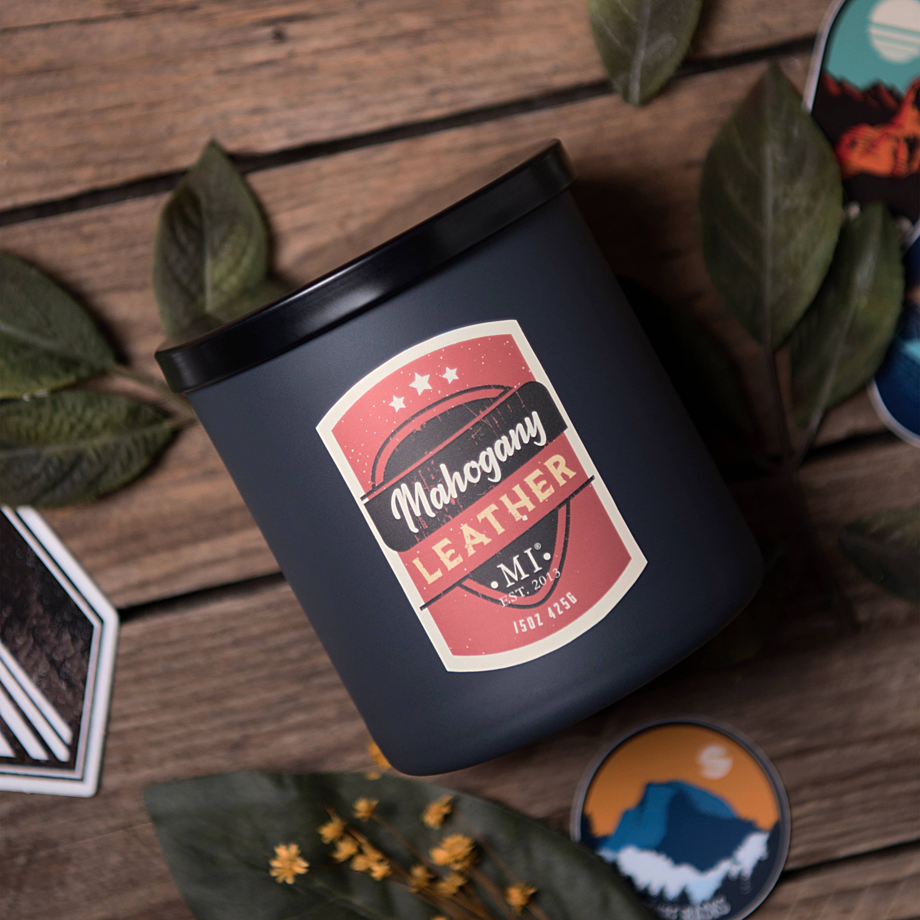 Manly Indulgence All American Mahogany Leather, 2 Wick, 15oz - Image 3