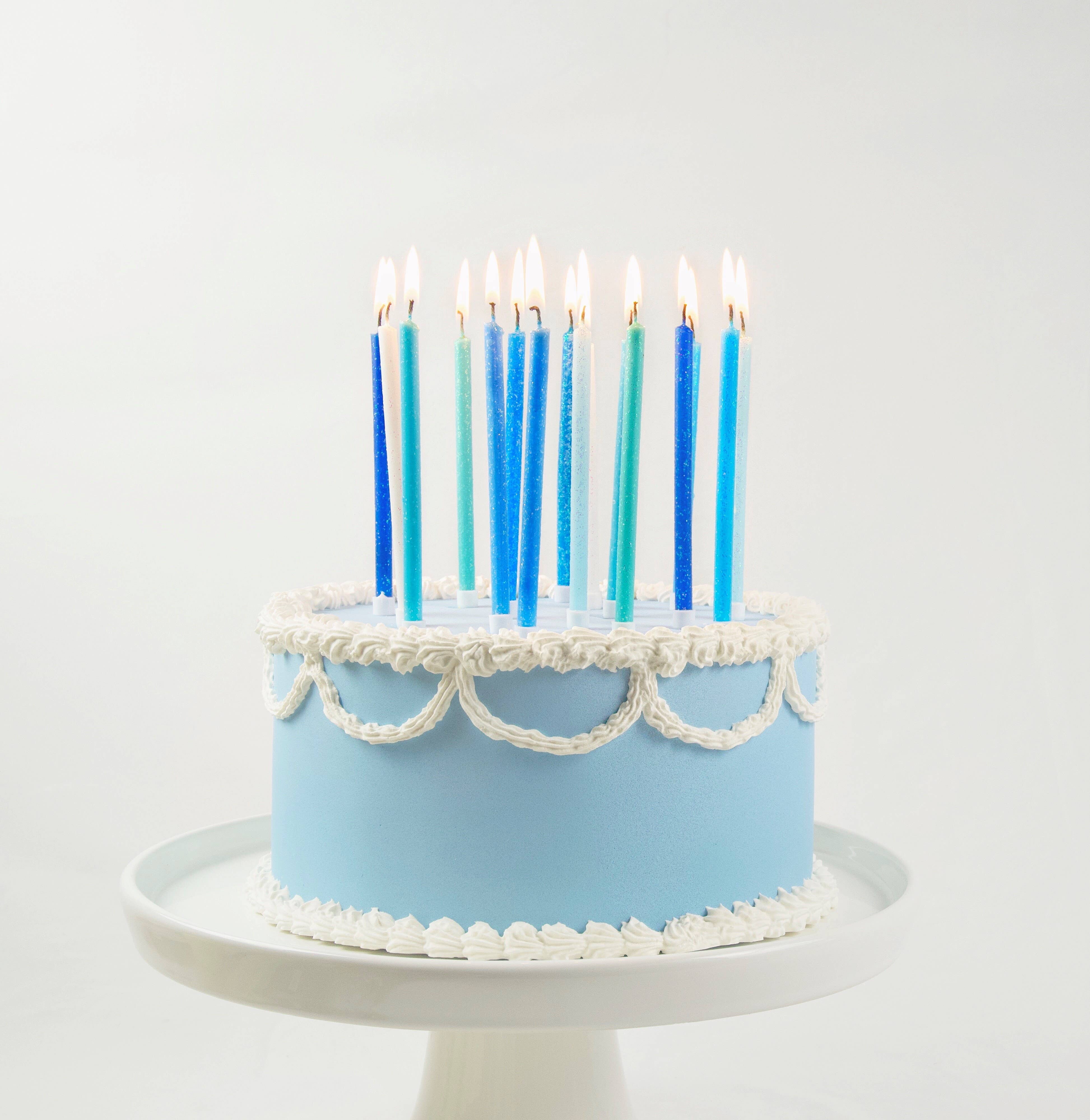 Tall Blue Gradient 16 Candle Set - Image 2