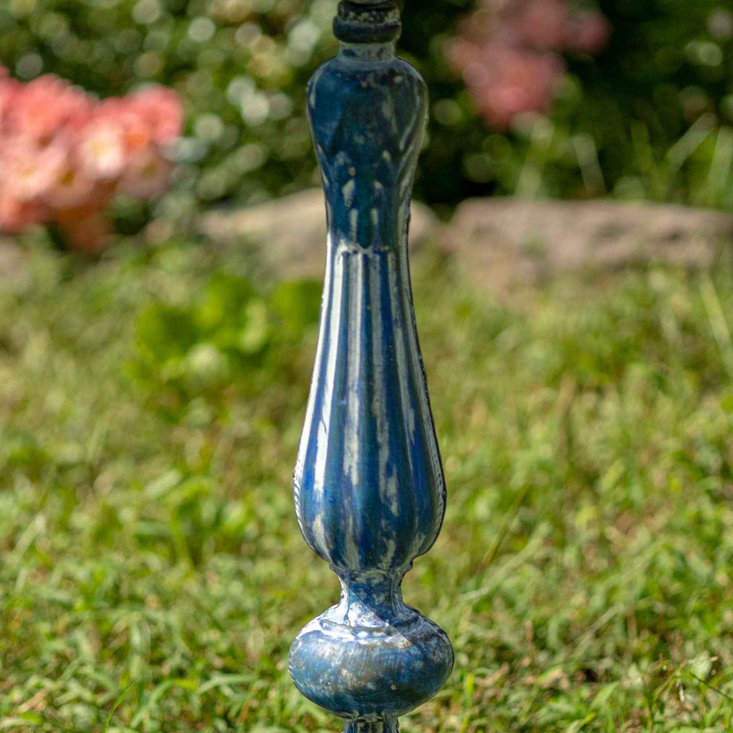 Pedestal Birdbath with Little Bird Detail -  Antique Blue - Image 3