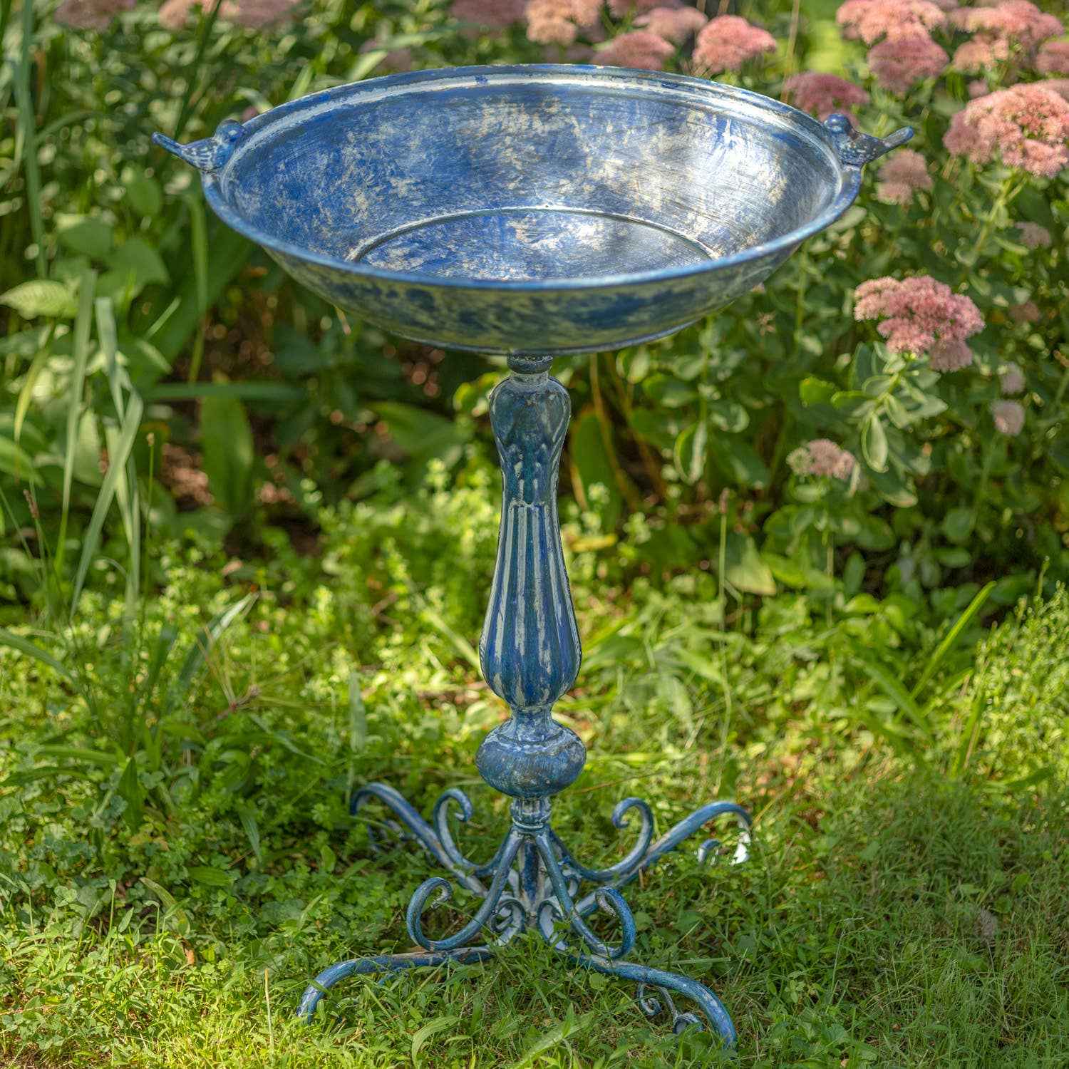 Pedestal Birdbath with Little Bird Detail -  Antique Blue - Image 4
