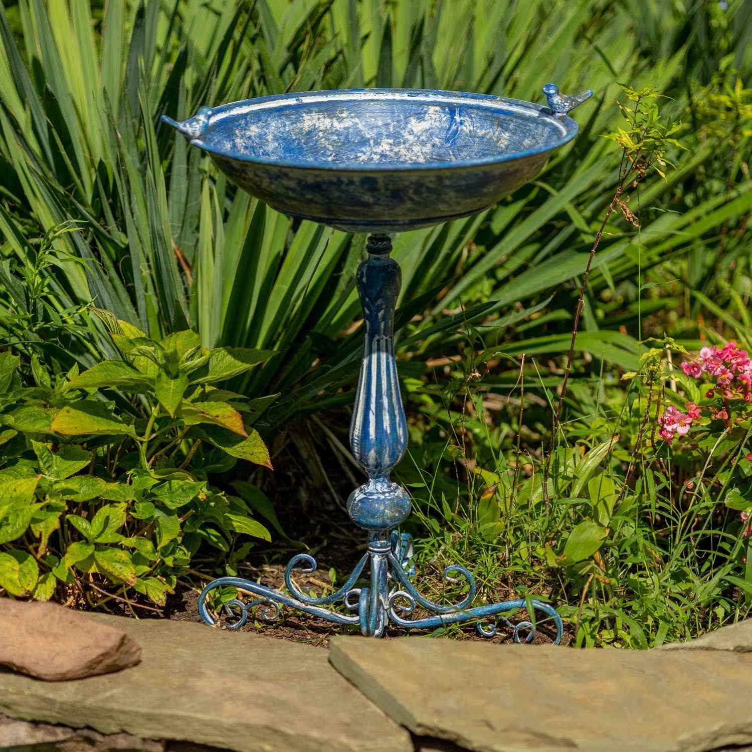 Pedestal Birdbath with Little Bird Detail -  Antique Blue - Image 6