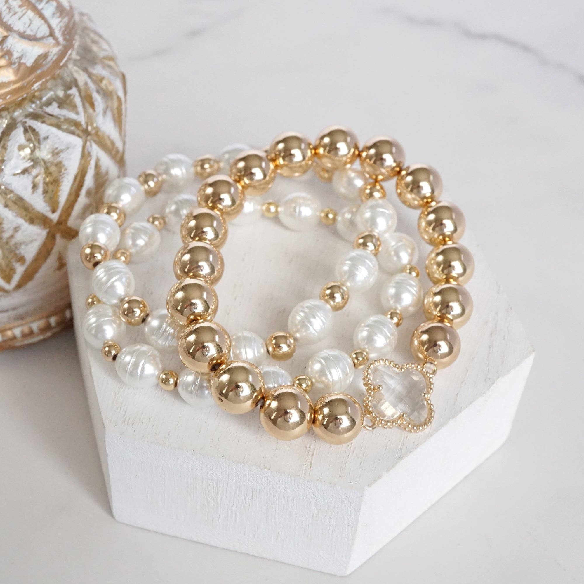 Chunky Beads & Clover Charm Statement Bracelet Set – Bold & Elegant - Image 4