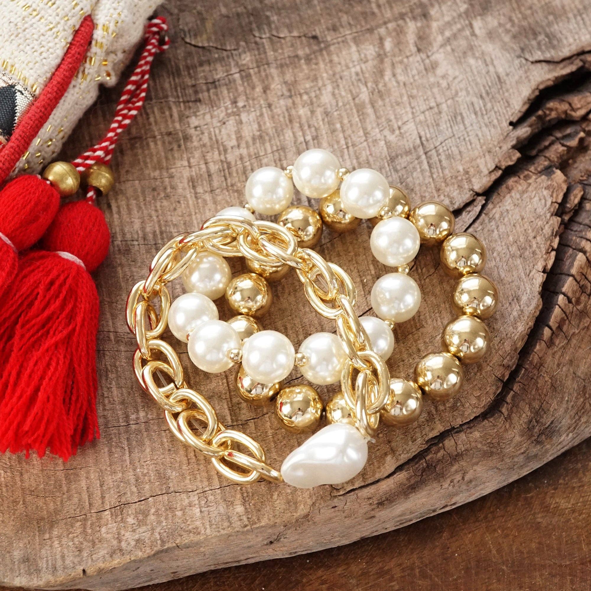Chunky Chain and beads bracelet set pearlized and golden large ball beads - Image 4