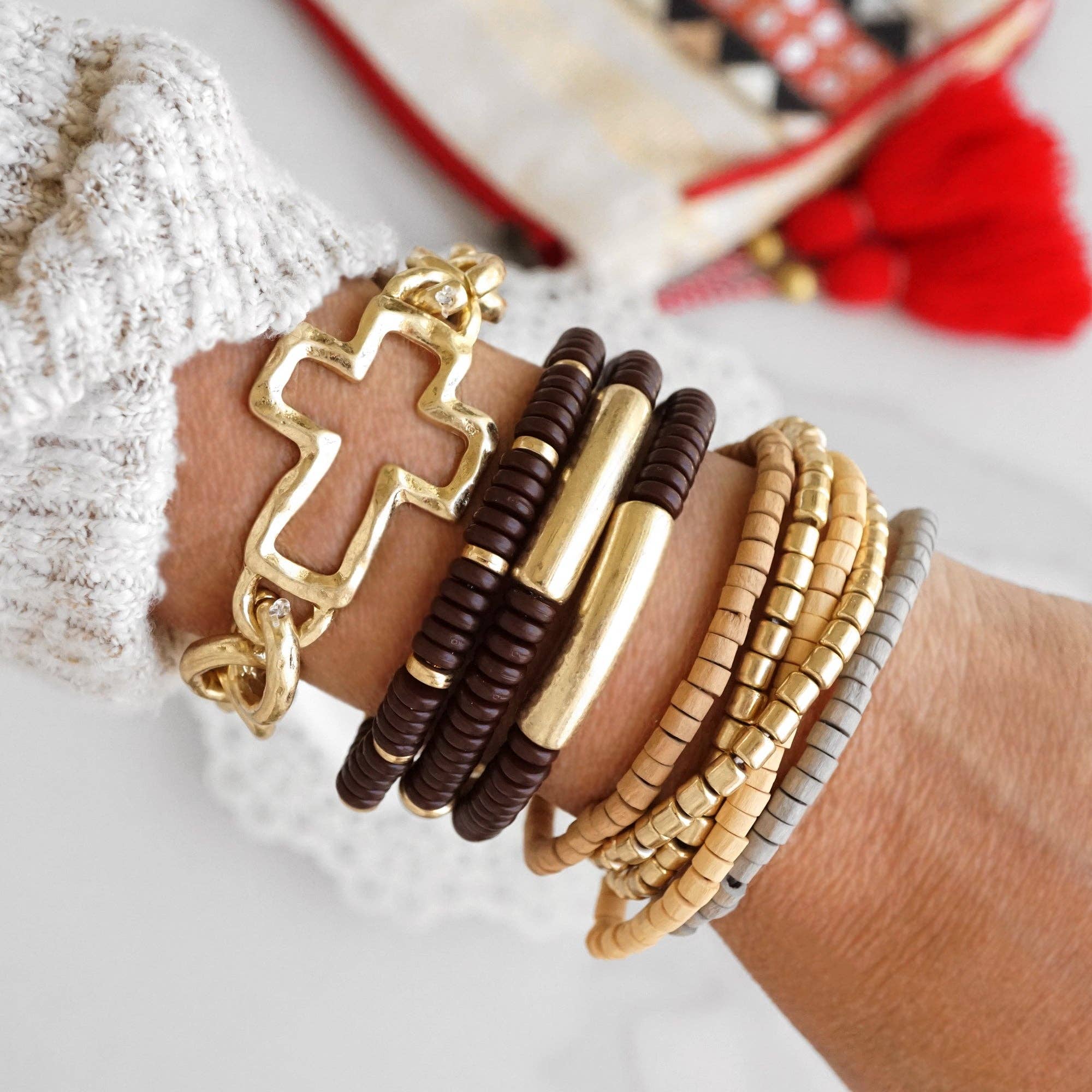 Chunky Chain Cross Bracelet - Image 4