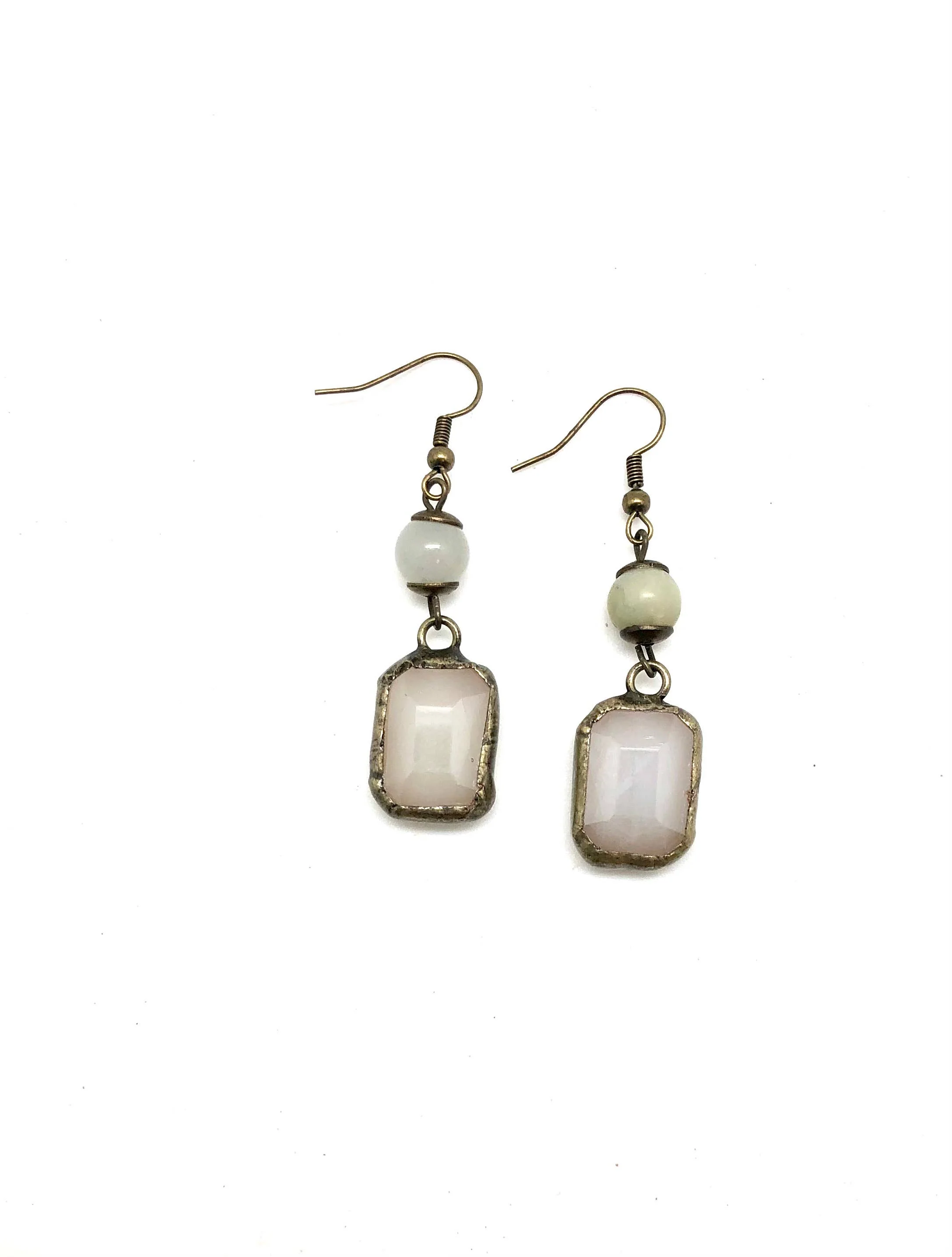 Earring AntiqueGold w/GlassBead&Square Drop French Hook - Image 2