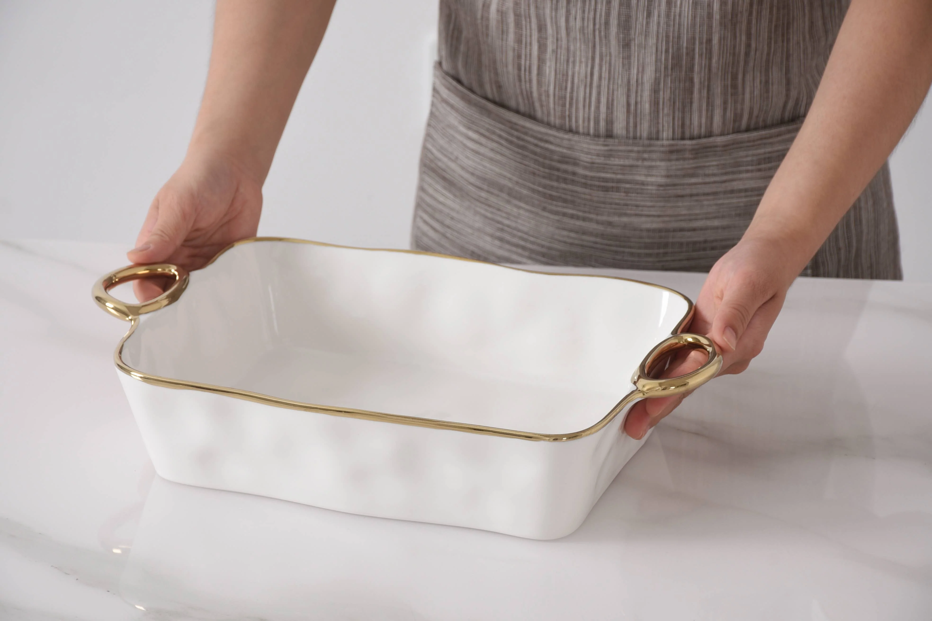 Rectangular Baking Dish Gold Trim - Image 6