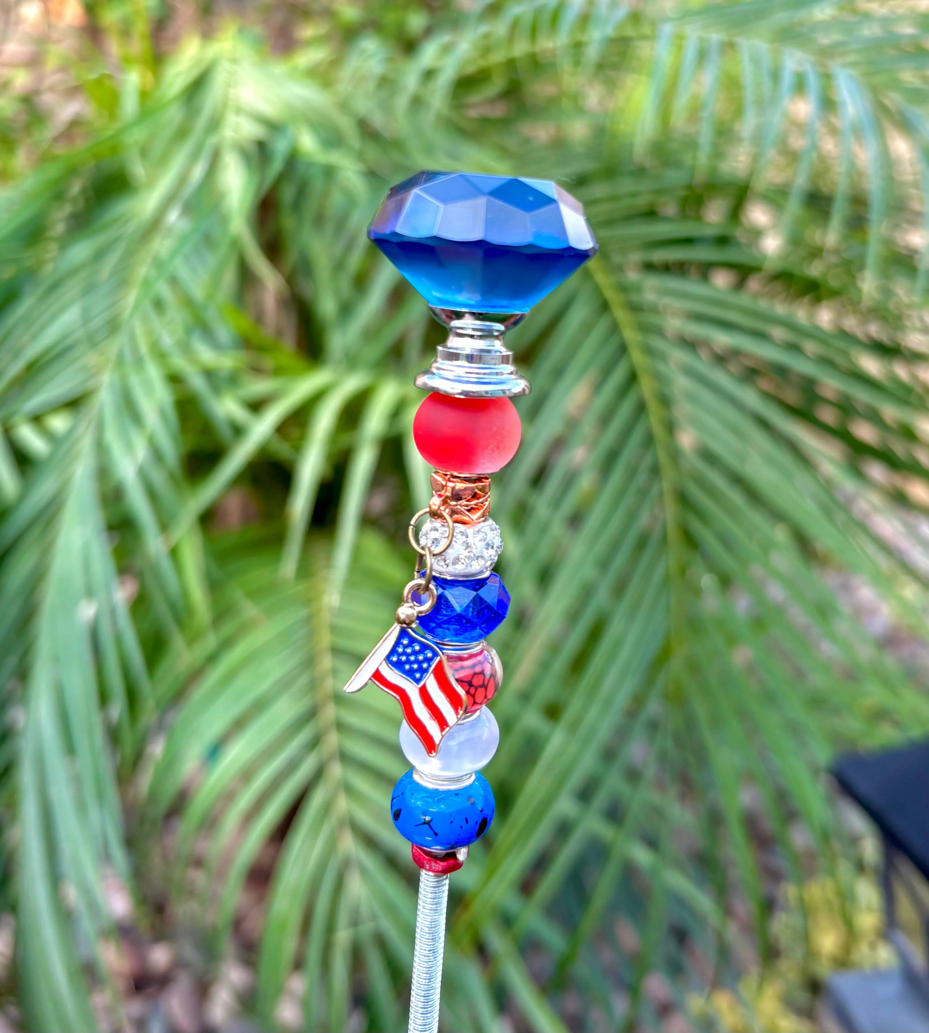 Red, White, Blue Patriotic Garden Stakes 7 inch - Image 7