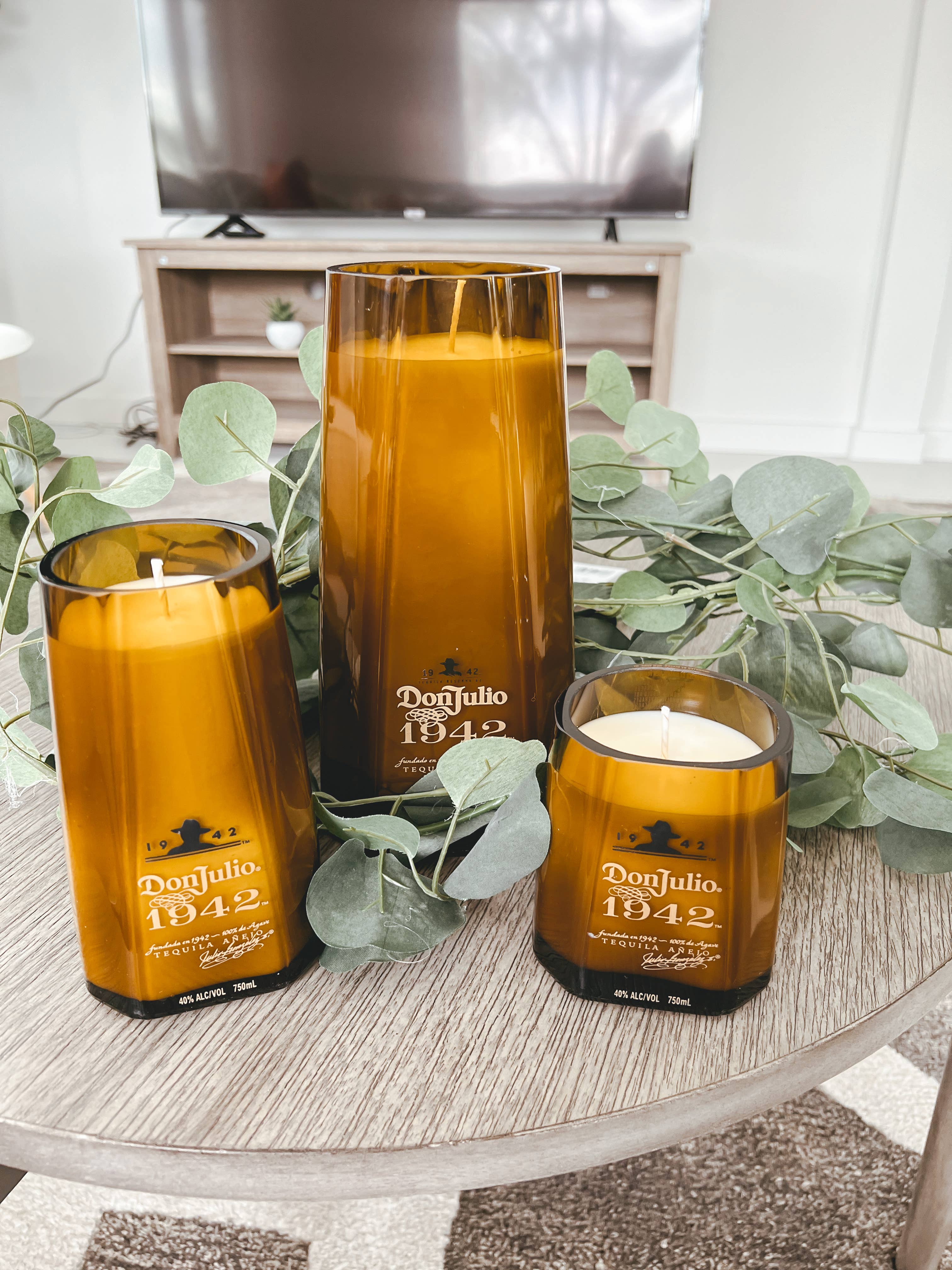 Recycled 1942 Candle: Grapefruit/Mango/Vanilla / Small - Image 2