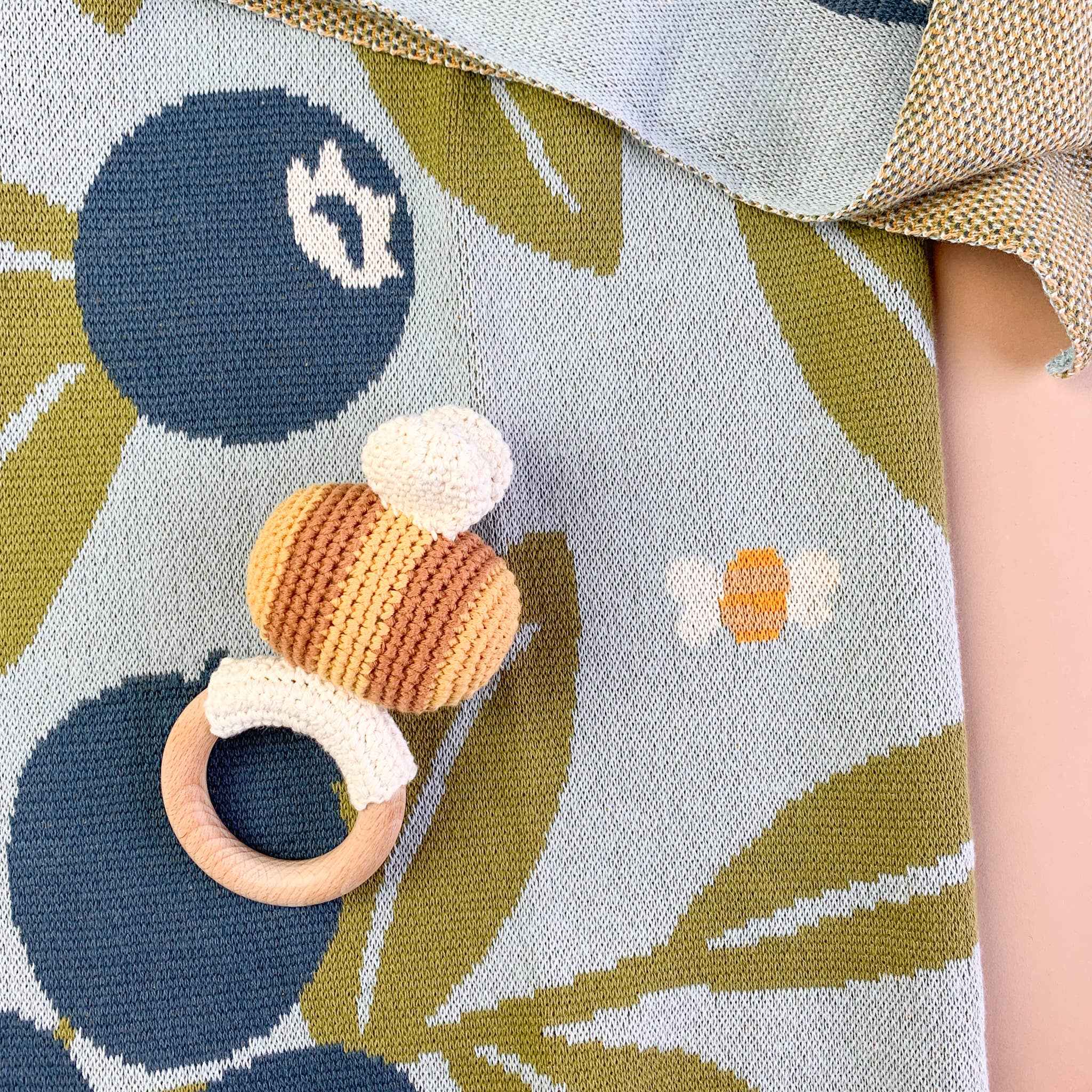 Set Blueberry Blanket Hat Teether Baby Newborn Shower Gift: Brown Bear - Image 2