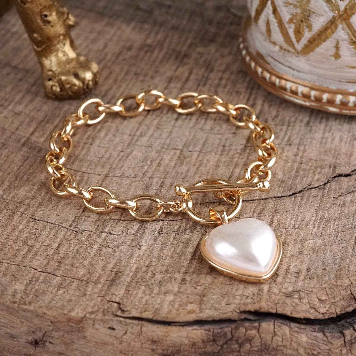 Pearlized Puffy Heart Toggle Chain Bracelet in Gold - Image 5