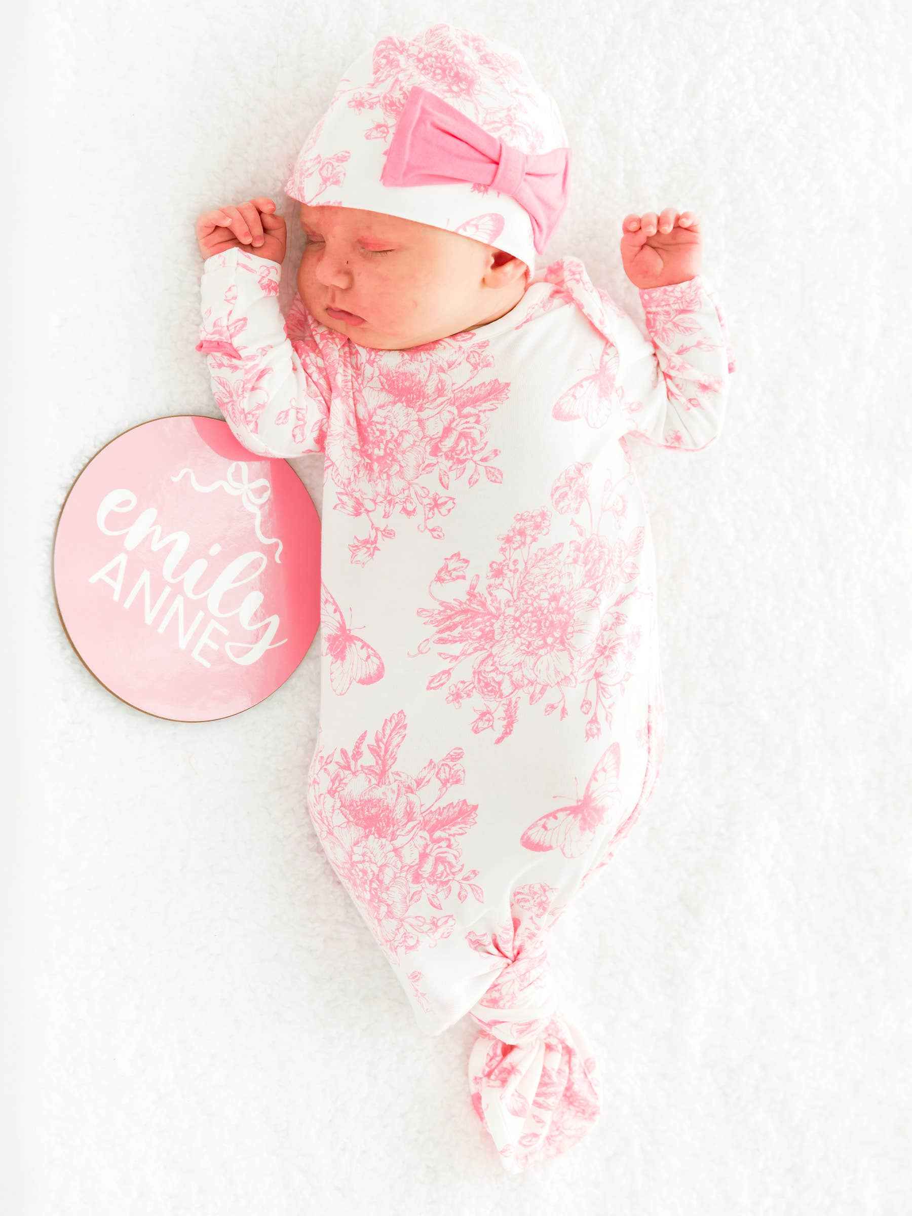 Baby Girls Bamboo Pink Butterfly Knotted Sleep Gown & Bow Hat Set: Newborn-3m - Image 2