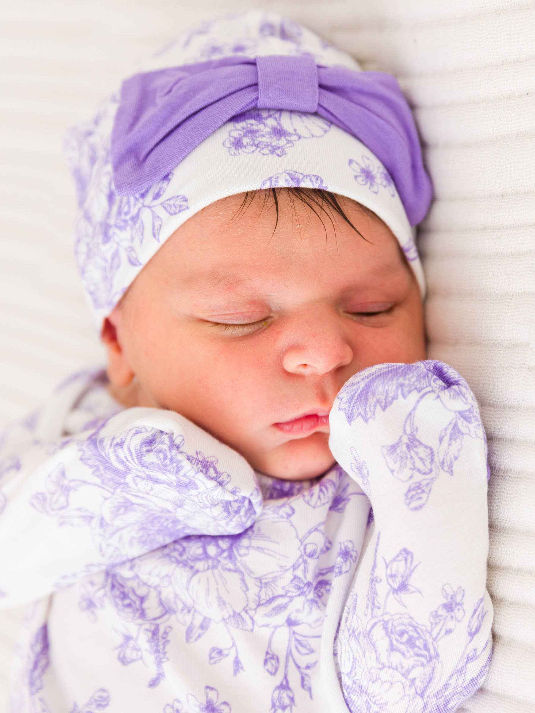 Baby Girls Bamboo Wisteria Purple Butterfly Sleep Gown & Bow Hat Set Newborn-3m - Image 2