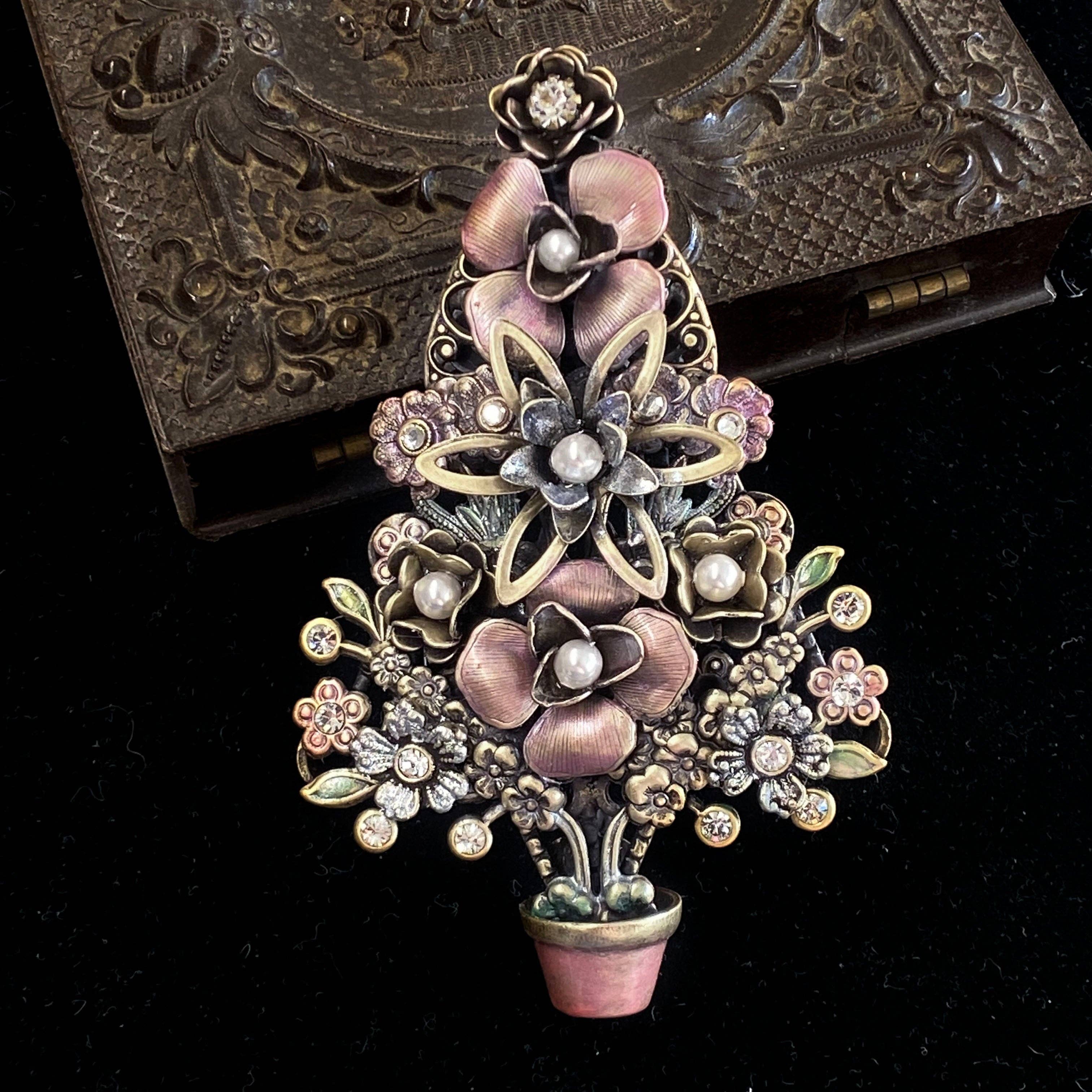 Topiary Christmas Tree Brooch - Image 2