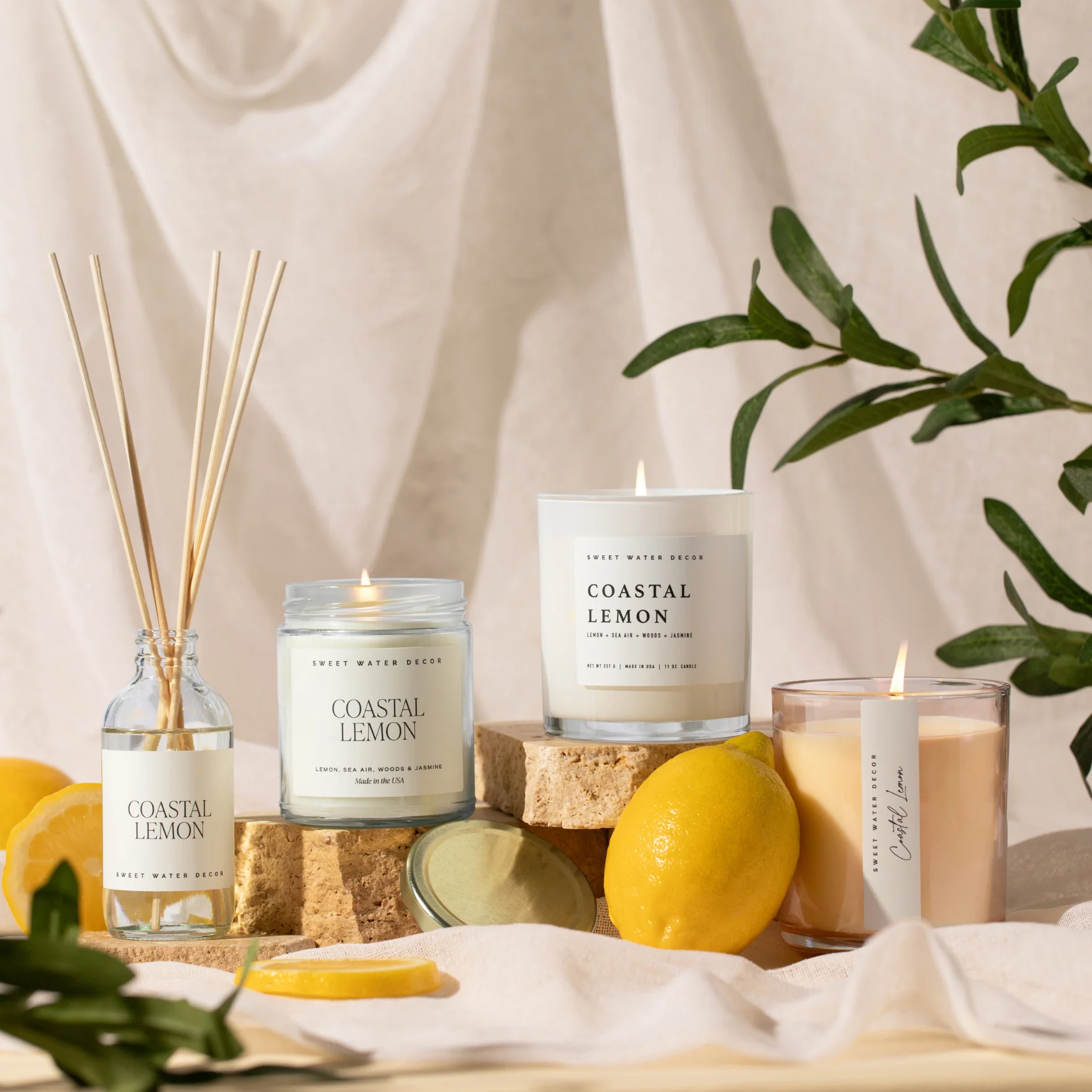 Coastal Lemon 11 oz Soy Candle - Image 2