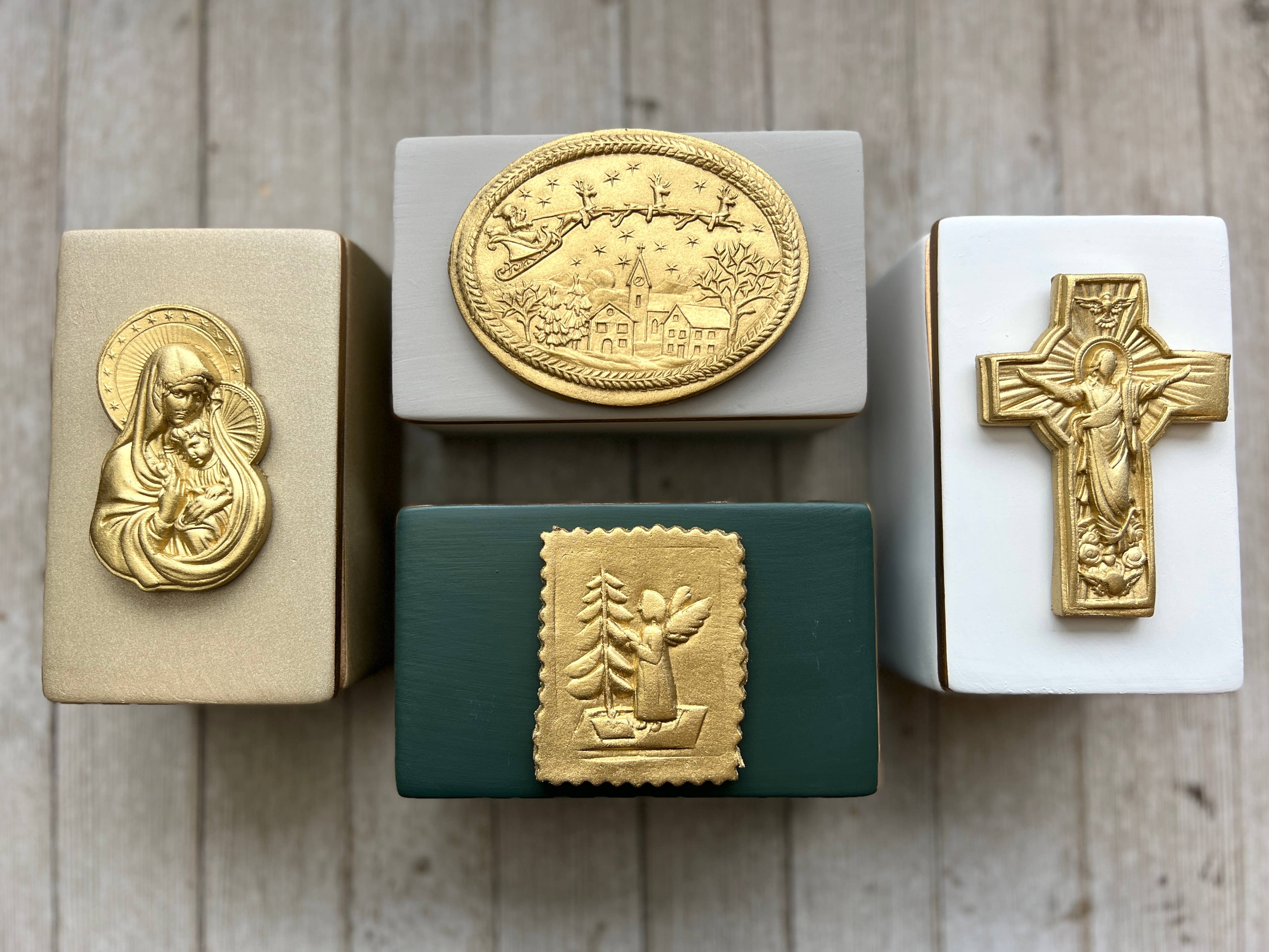 Ten Twenty Six Designs - Christmas Ceramic Box