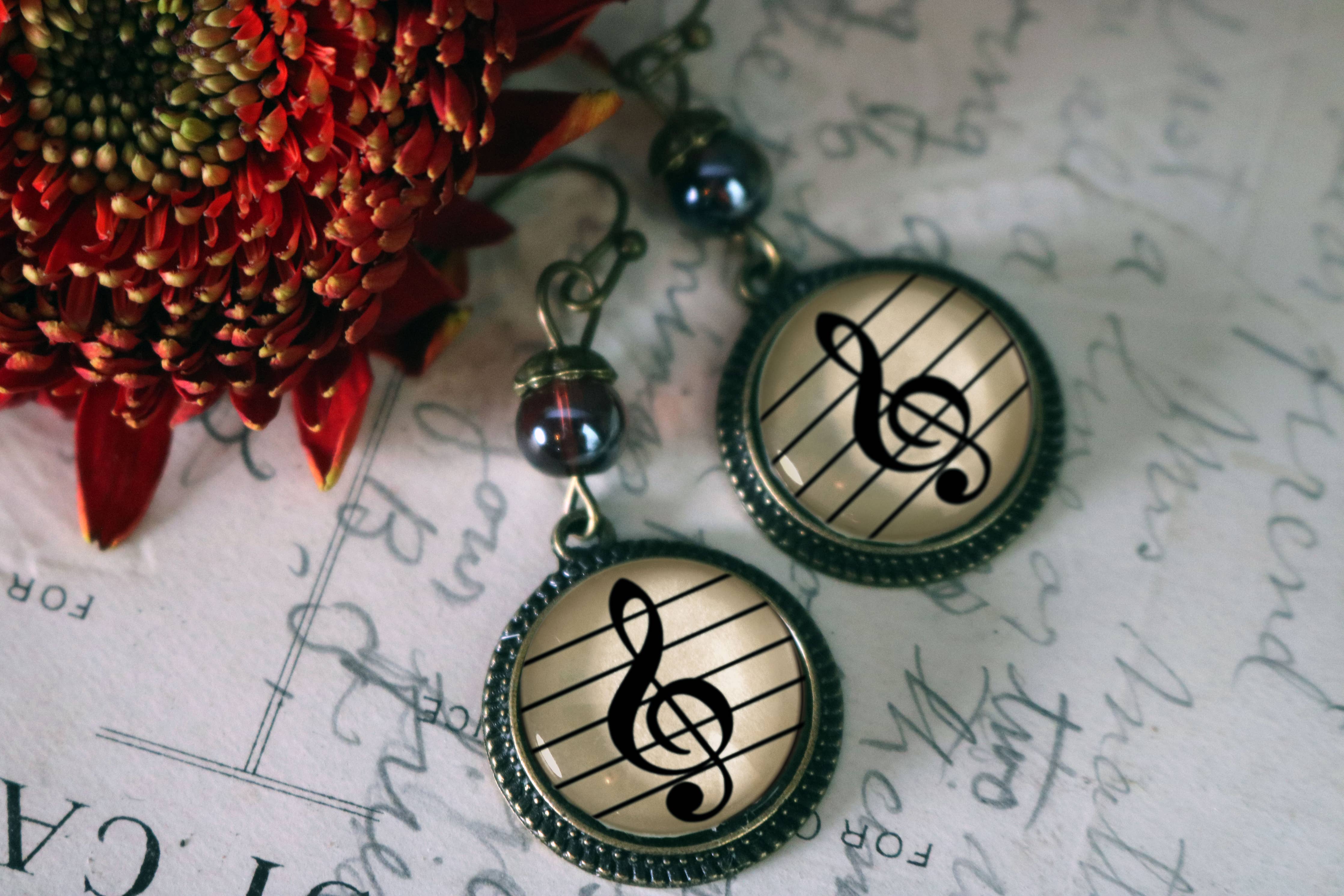Treble Clef Music Decoupaged Glass Cabochon Dangle Earrings - Image 3