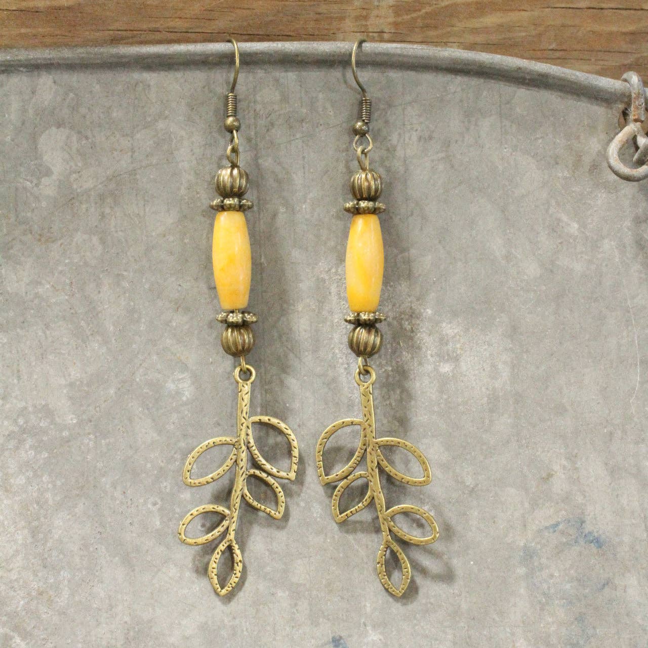 Blooming Bunny Vining Dangle Earrings - Image 4
