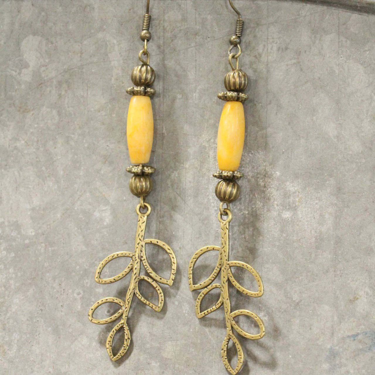 Blooming Bunny Vining Dangle Earrings - Image 5