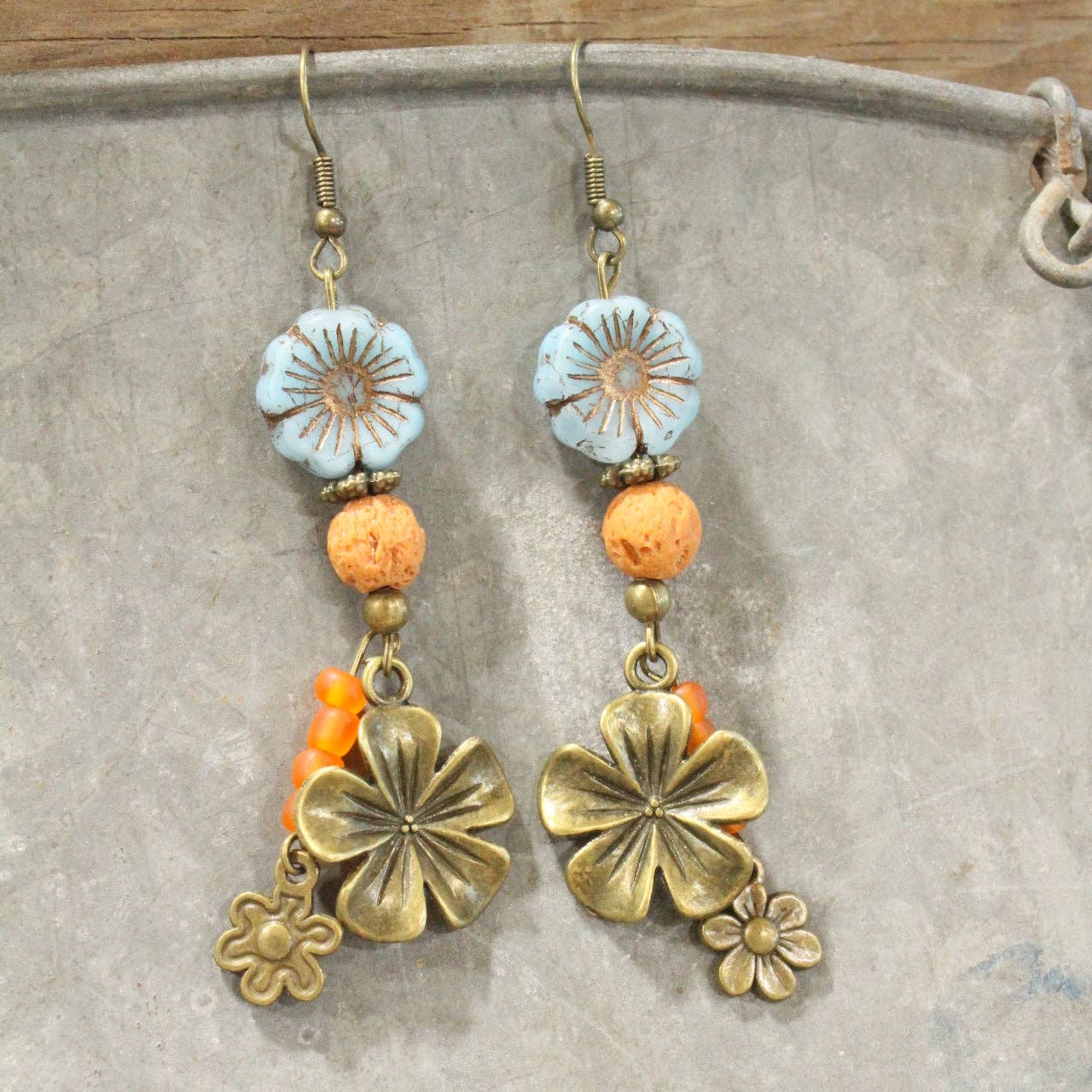 Flower Picking Bunny Czech Dangle Drop Earrings - Image 4