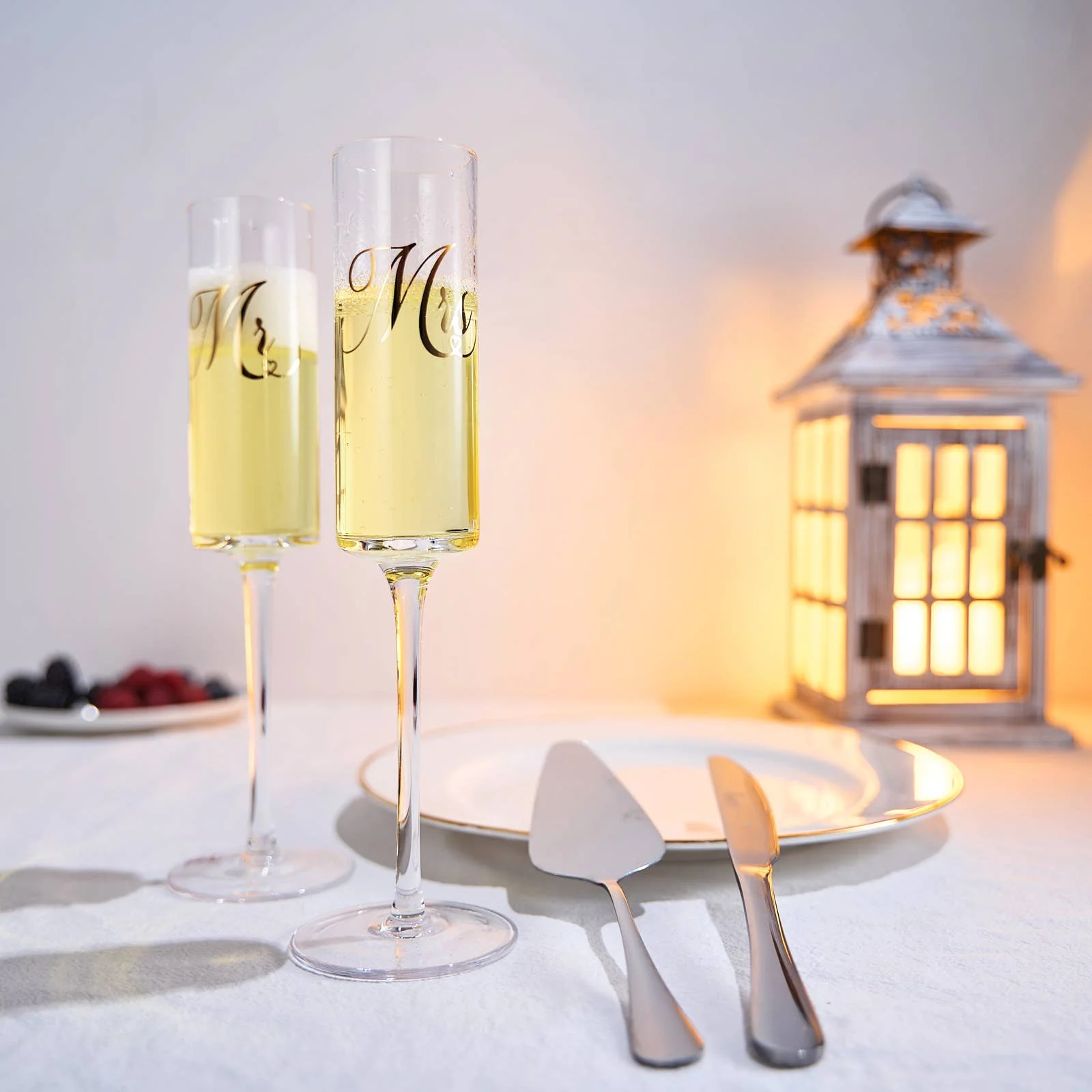Wedding, Bridal Mr & Mrs Champagne Flutes Gift - Image 2
