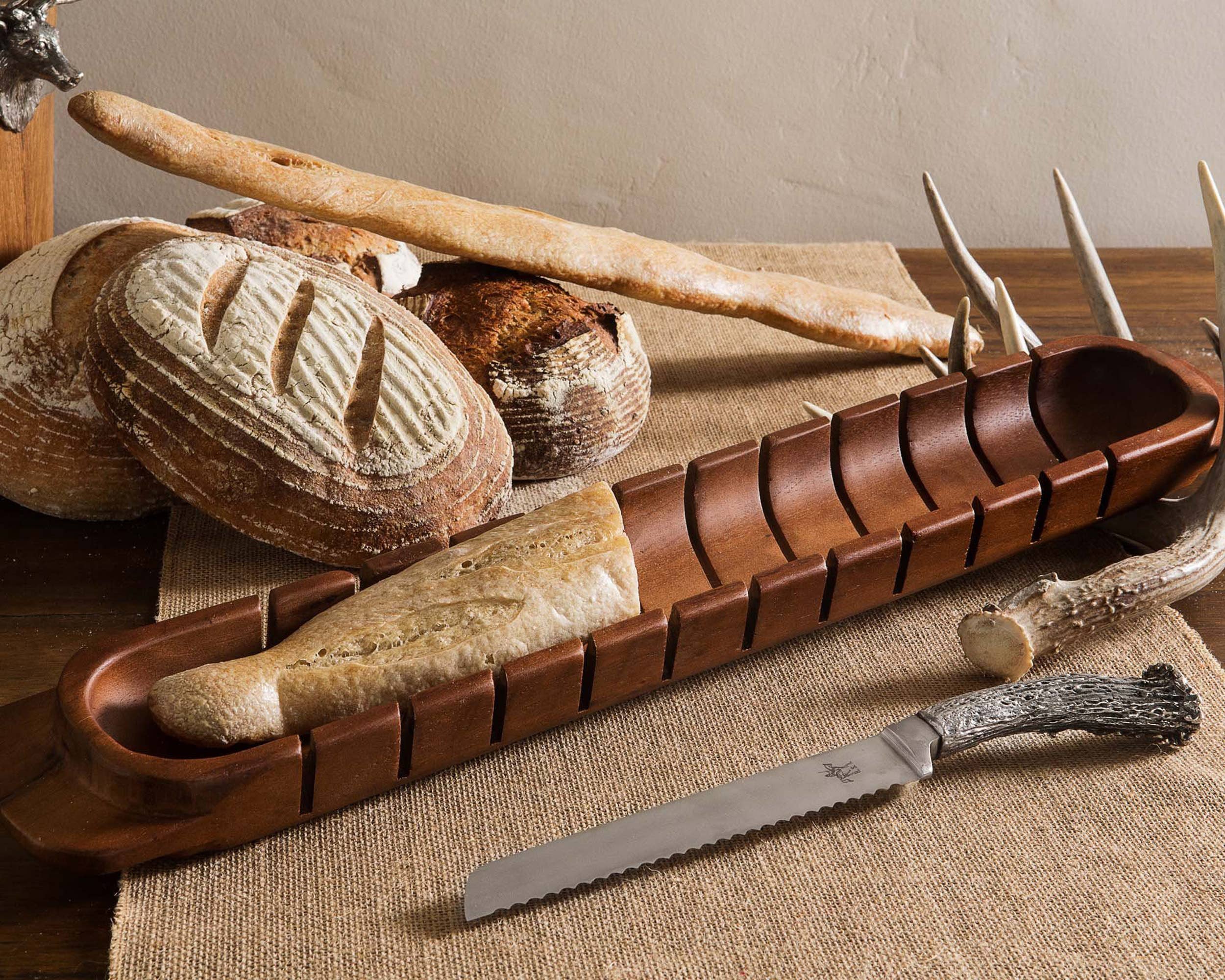 Baguette Board with Antler Bread Knife - Image 4