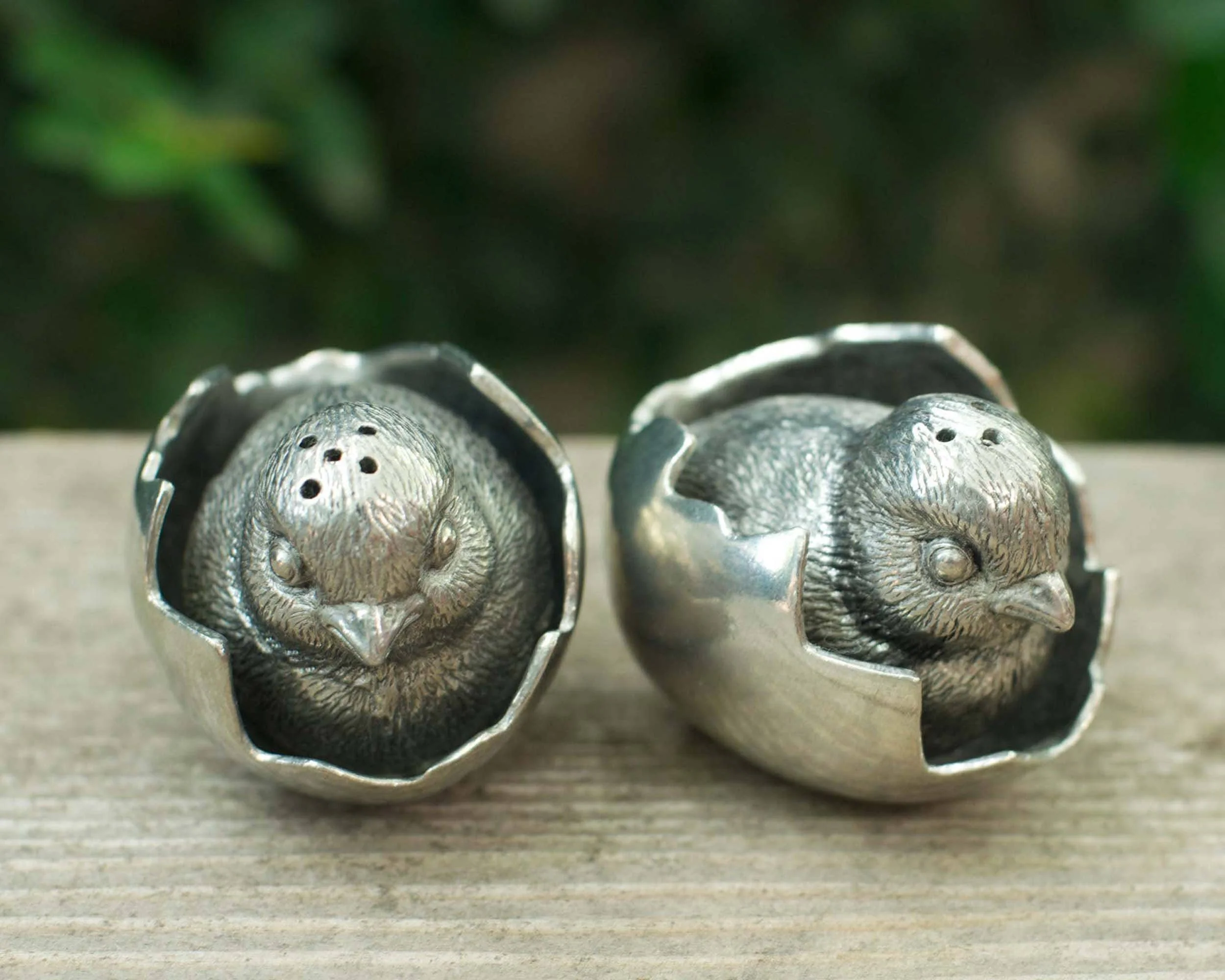 Chicks in Eggs Salt & Pepper Set - Image 5