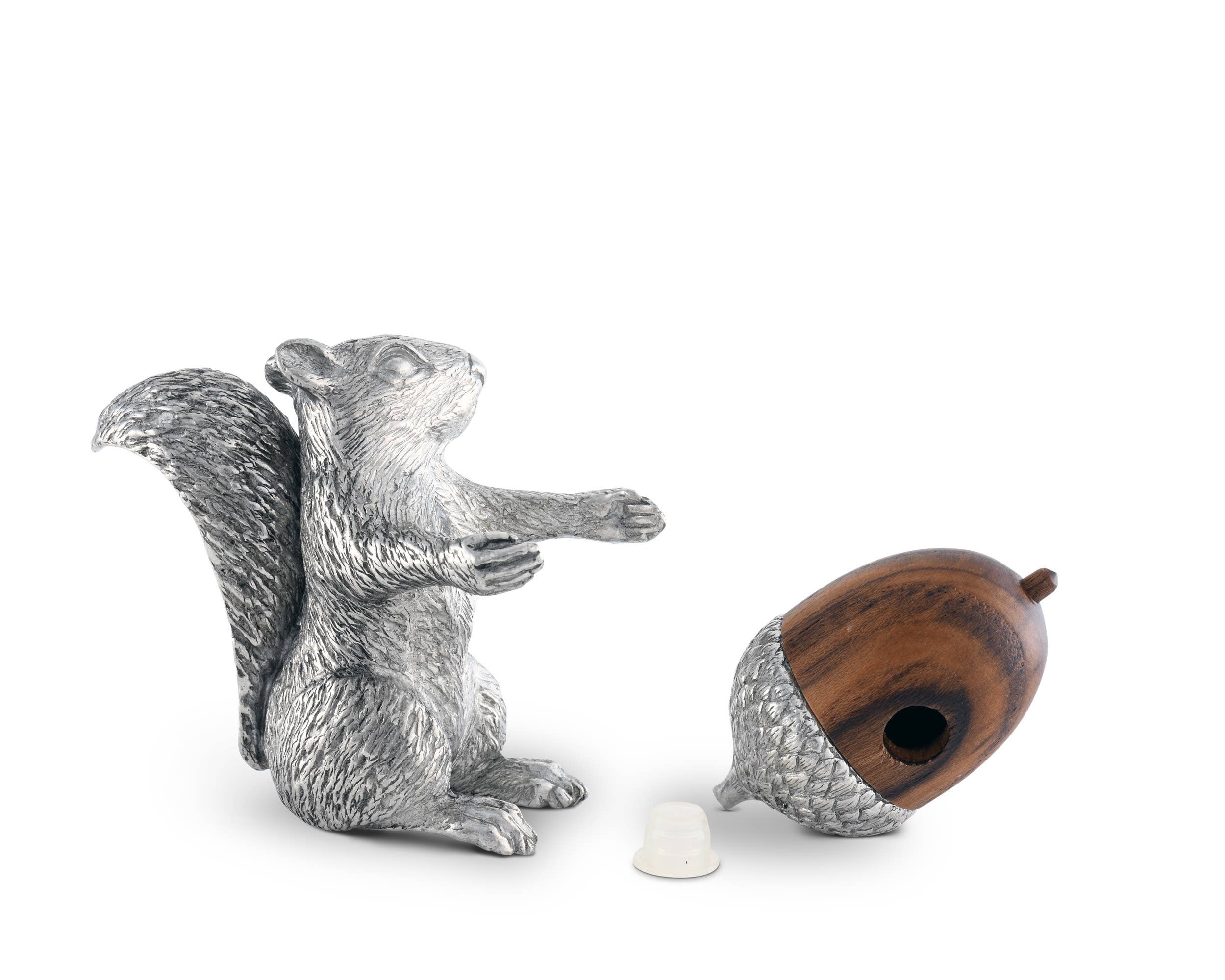 Squirrel with Wood Acorn Salt & Pepper Set (2 pc set) - Image 5