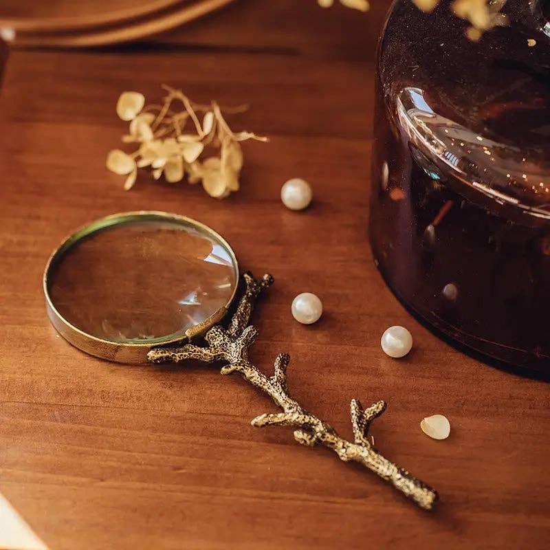 Vagabond Vintage - HANDHELD MAGNIFYING GLASS - Image 2