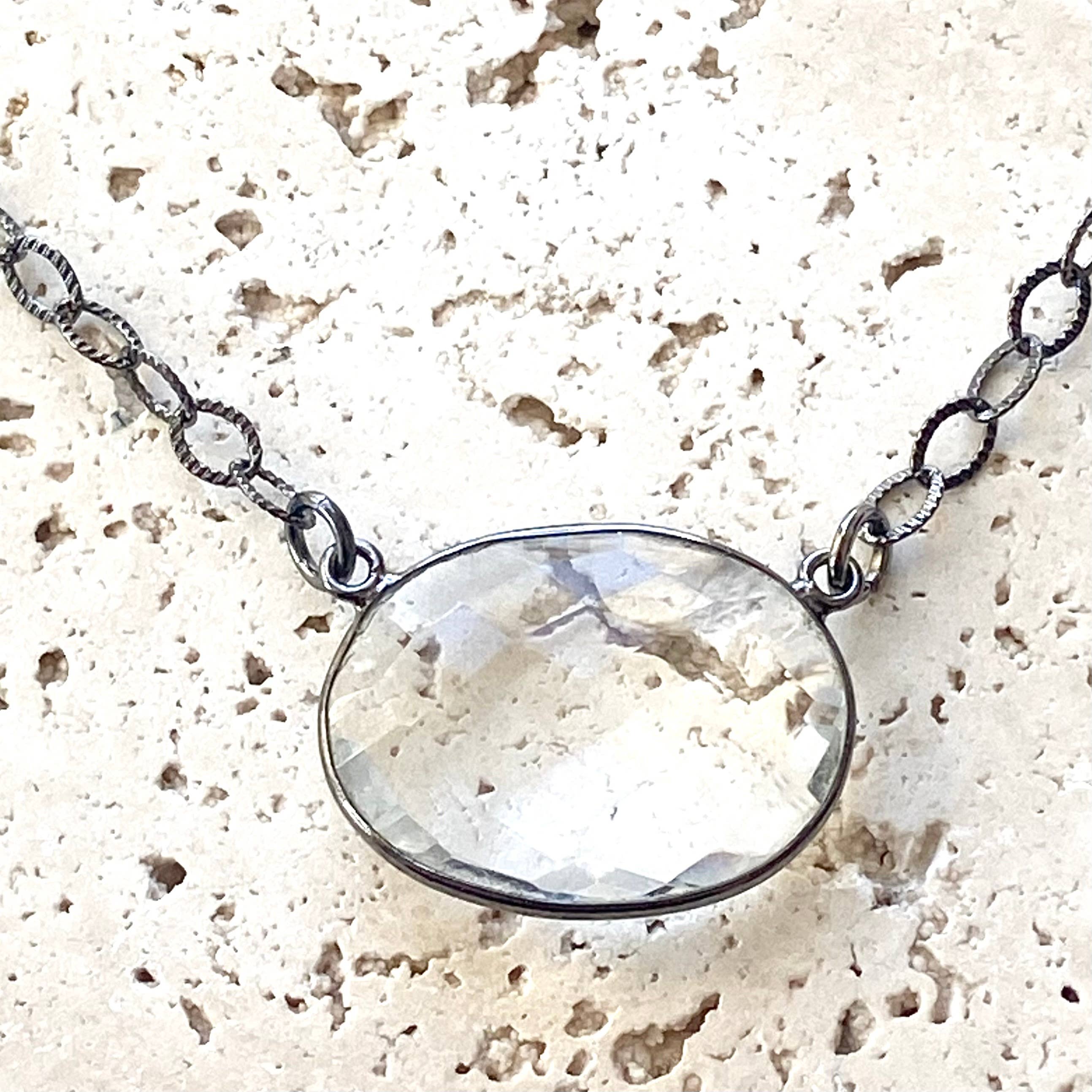 Crystal quartz oval pendant - Image 2