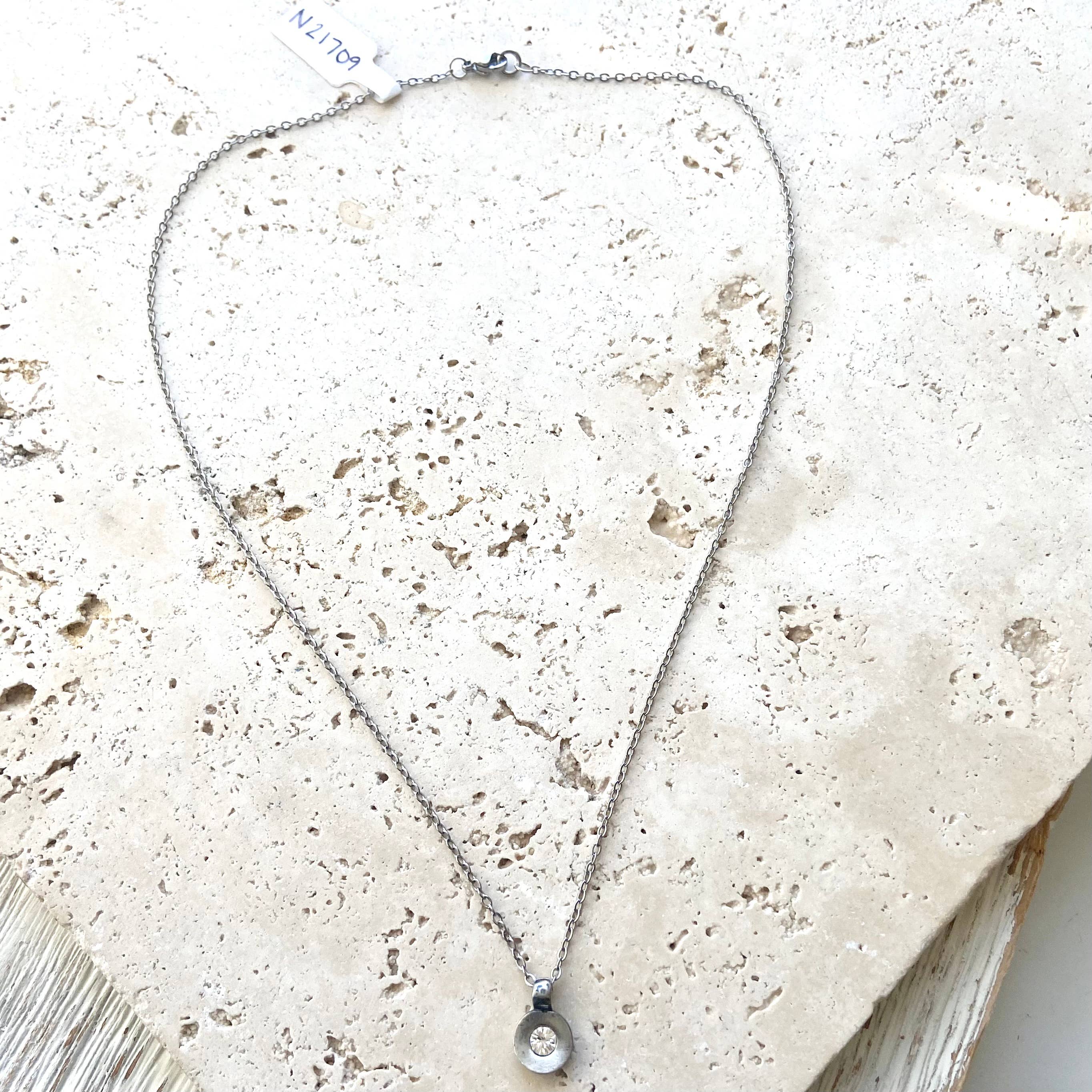 Hand casted Swarovski layering boutique salon necklace spa - Image 4