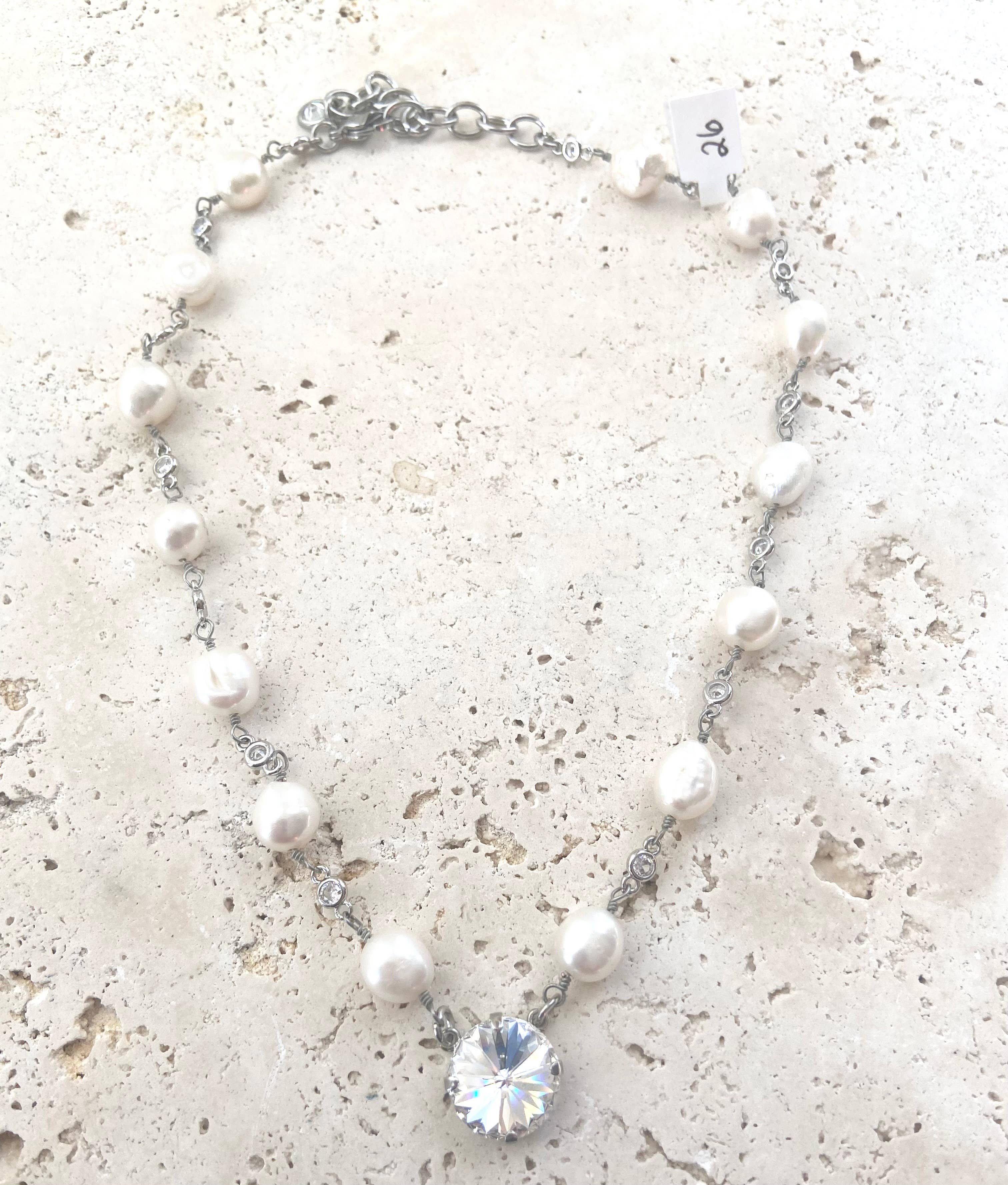 Pearl single necklace Swarovski crystal - Image 3