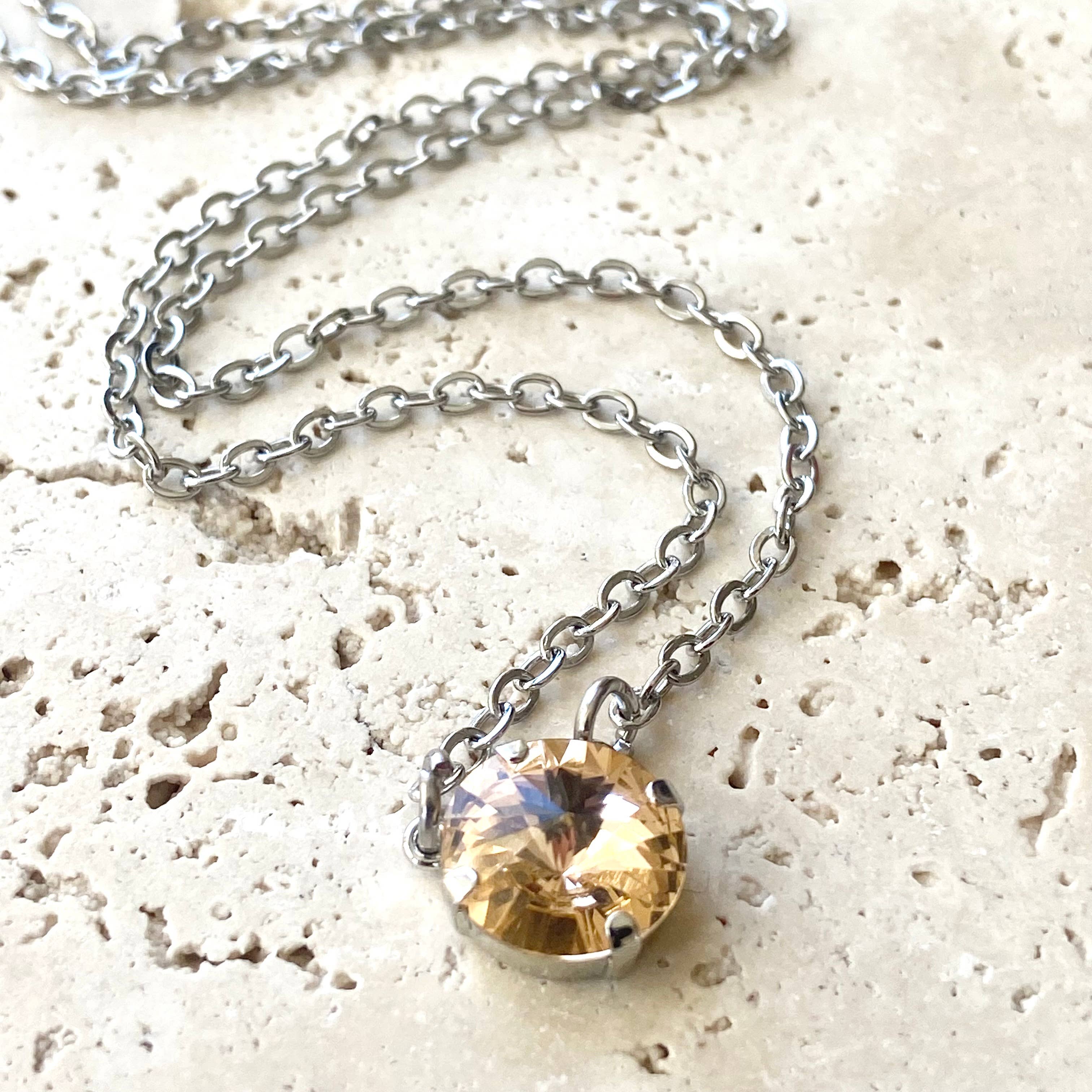 Swarovski light peach crystal necklace - Image 2
