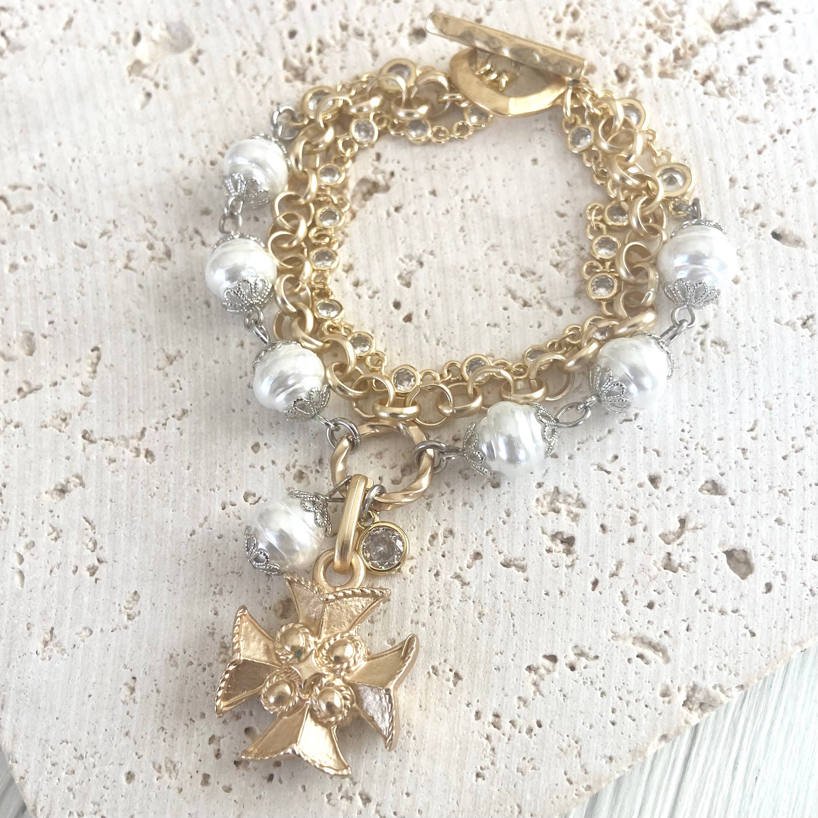 Triple layered pearl crystal bracelet vintage cross - Image 2