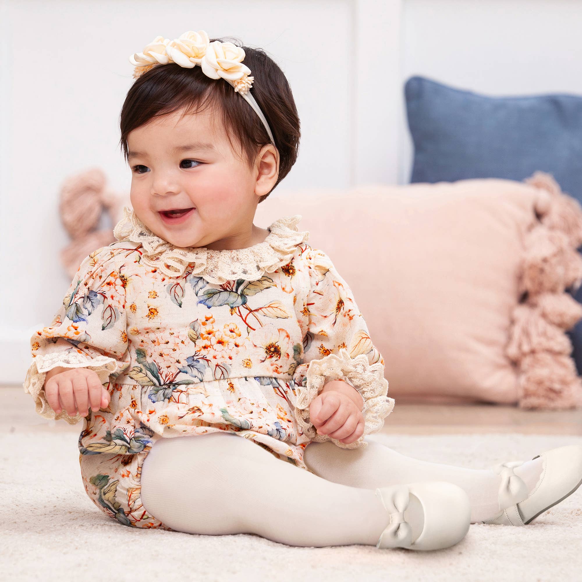 Vintage Floral Baby Girl Bodysuit – 0-3M - Image 2