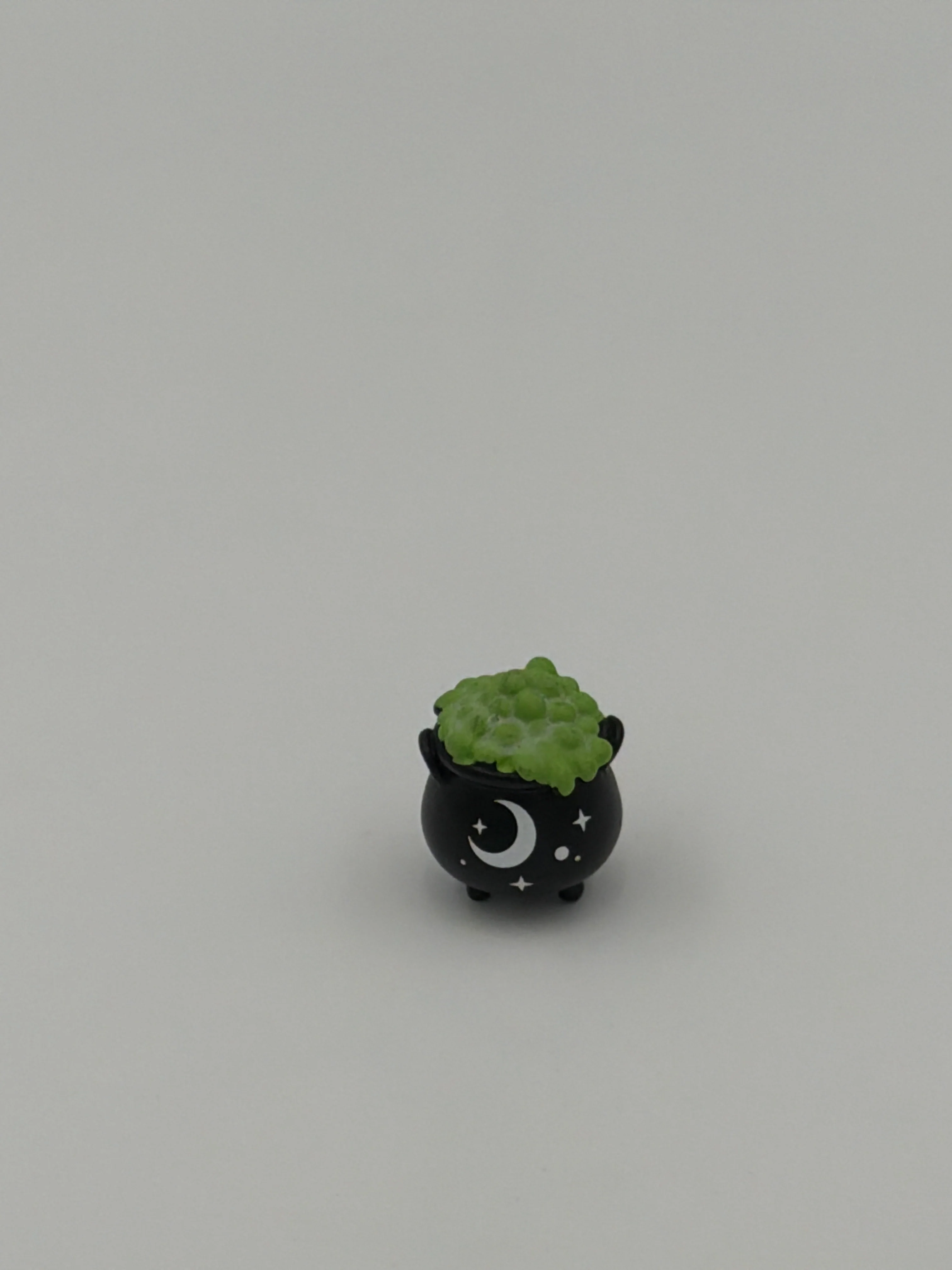 Witch's Cauldron Glow in the Dark Pocket Charm